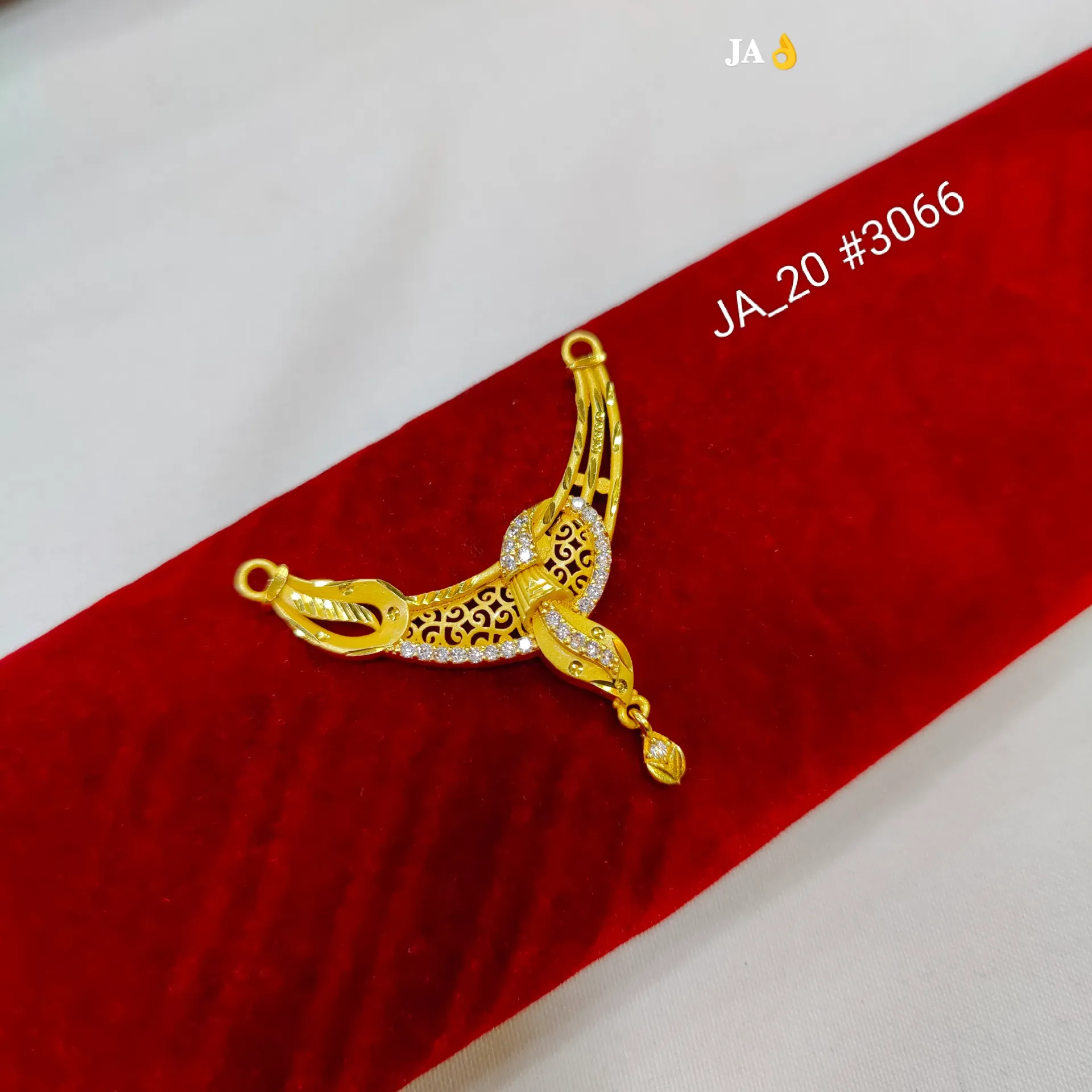 1 Gram Gold Plated Traditional Designer Pendant Connector Charm DN-3066