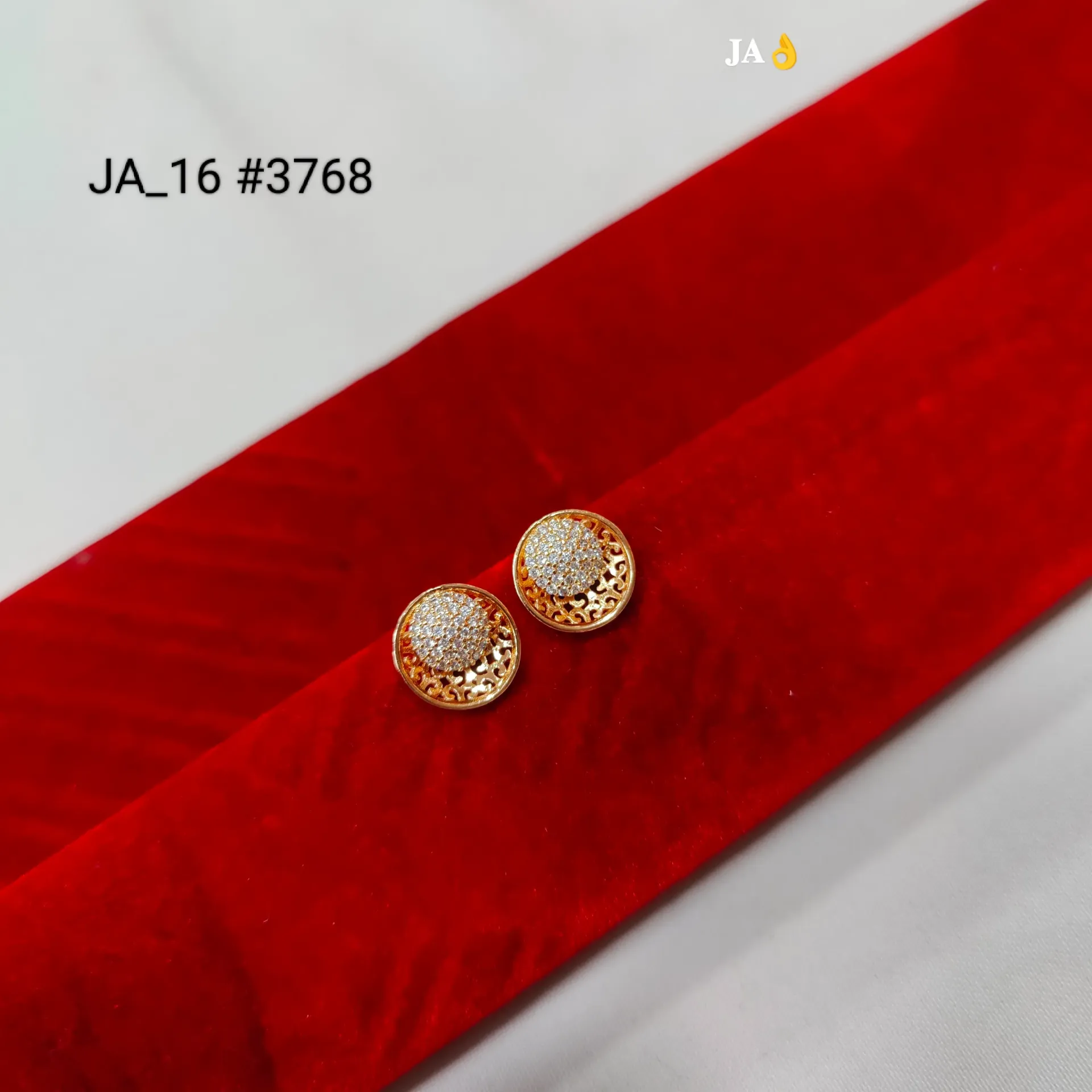Classic Round Stone Studded Gold Plated Stud Earrings DN-3768