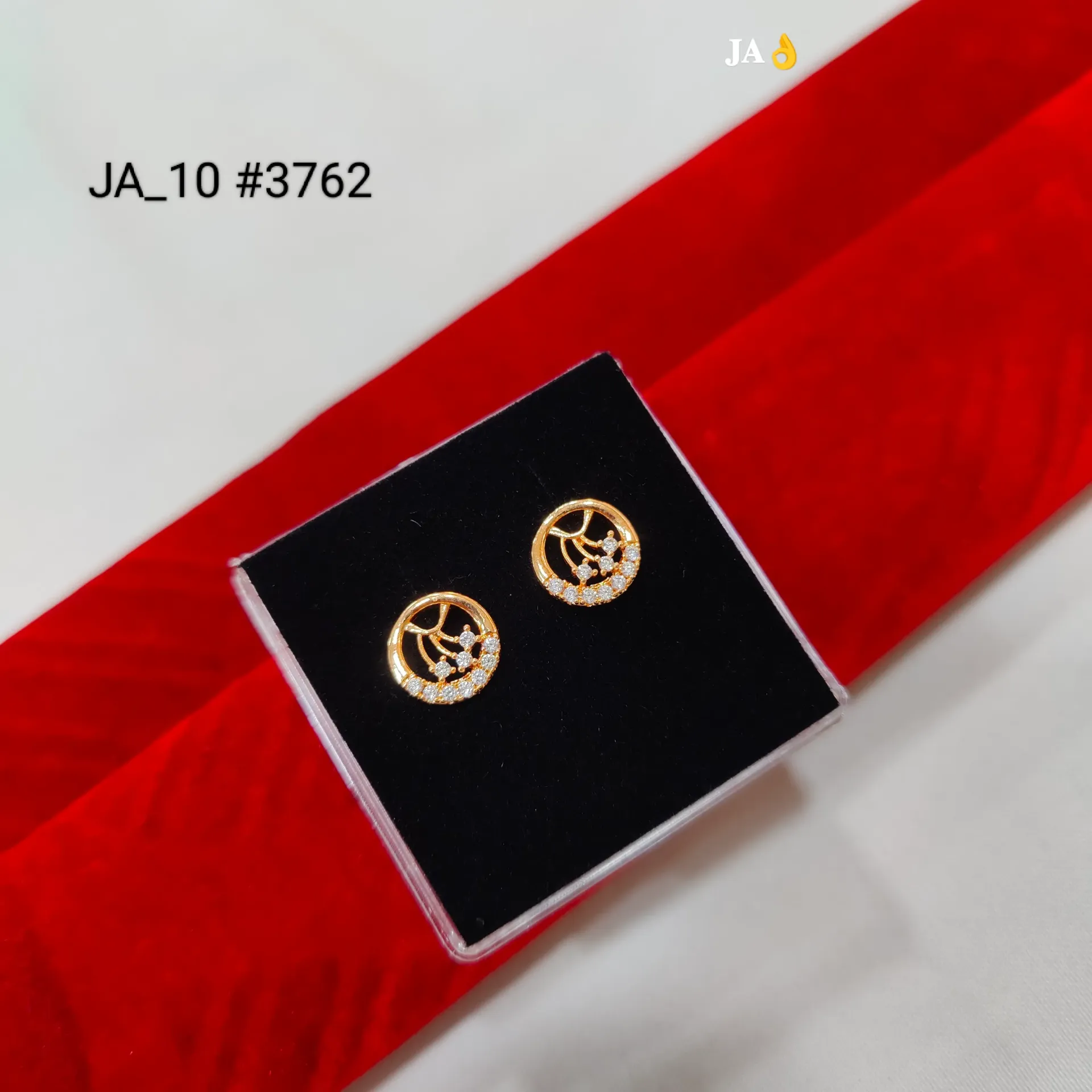 Elegant Floral Circle Stone Studded Gold Plated Earrings DN-3762