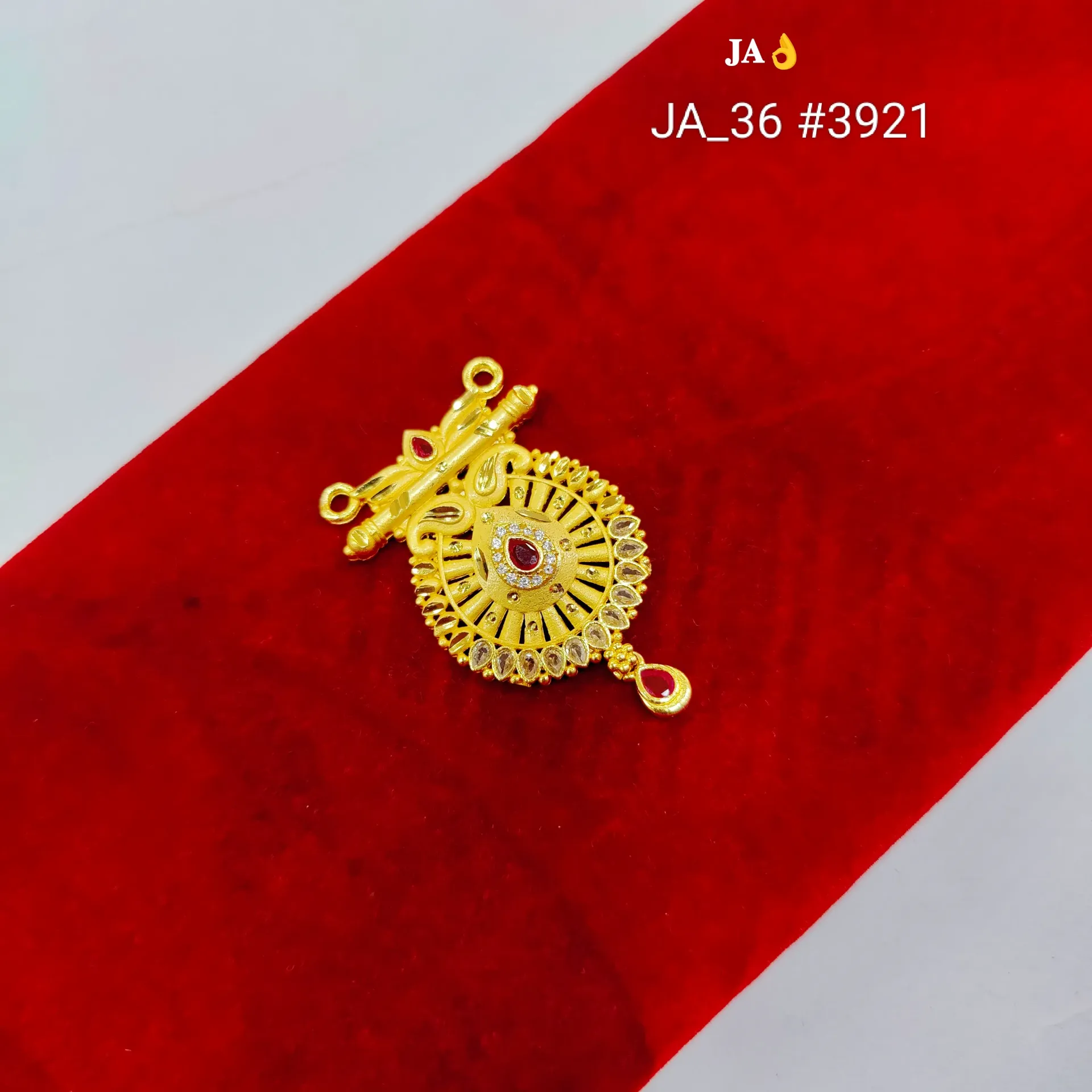 Antique Gold Stone Studded Traditional Pendant DN-3921