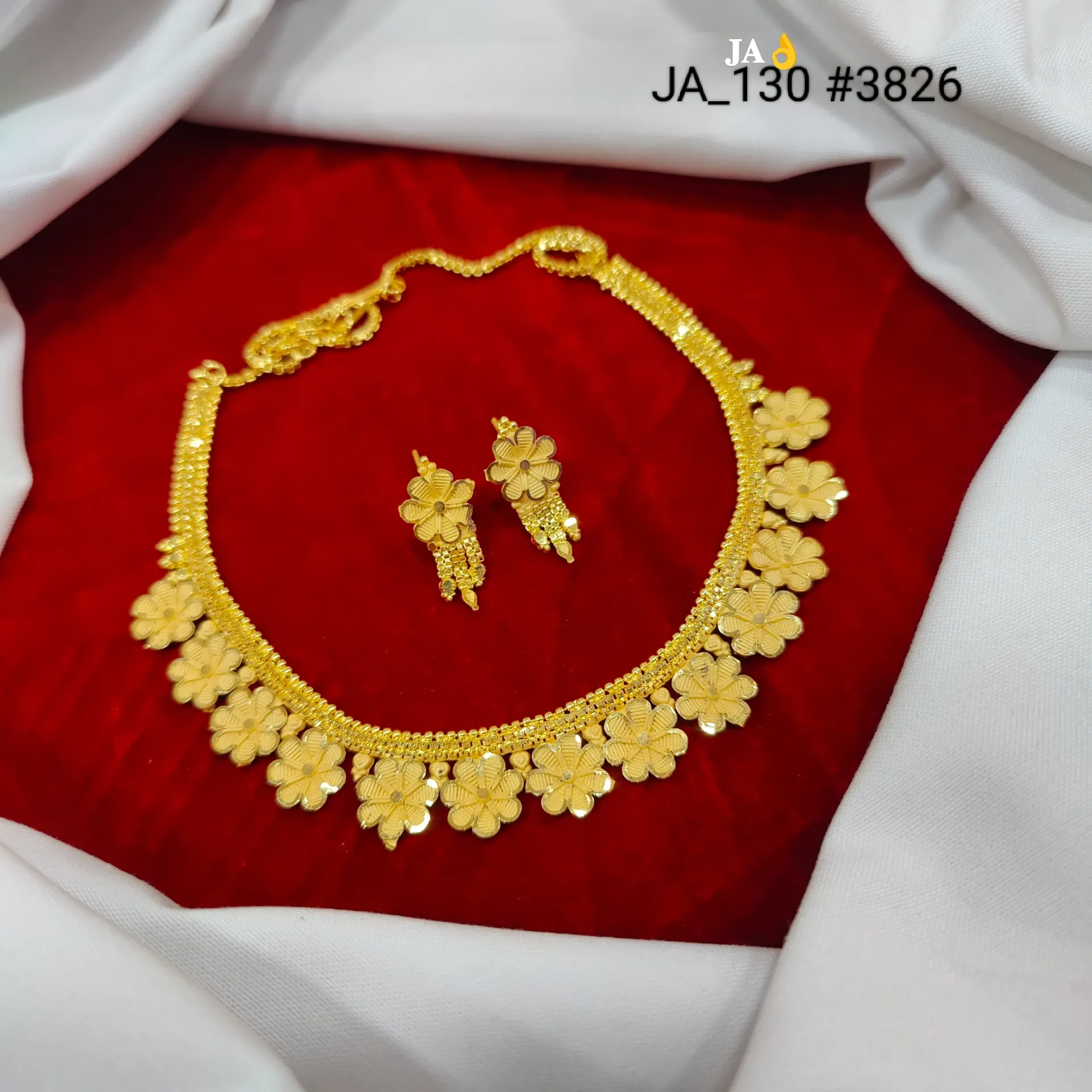1 Gram Gold Plated Floral Designer Necklace Set DN-3826
