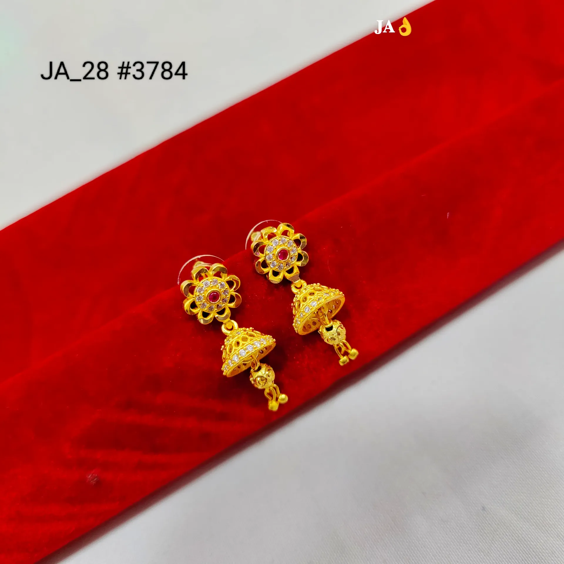 1 Gram Gold Plated Floral Stone Jhumki Earring DN-3784