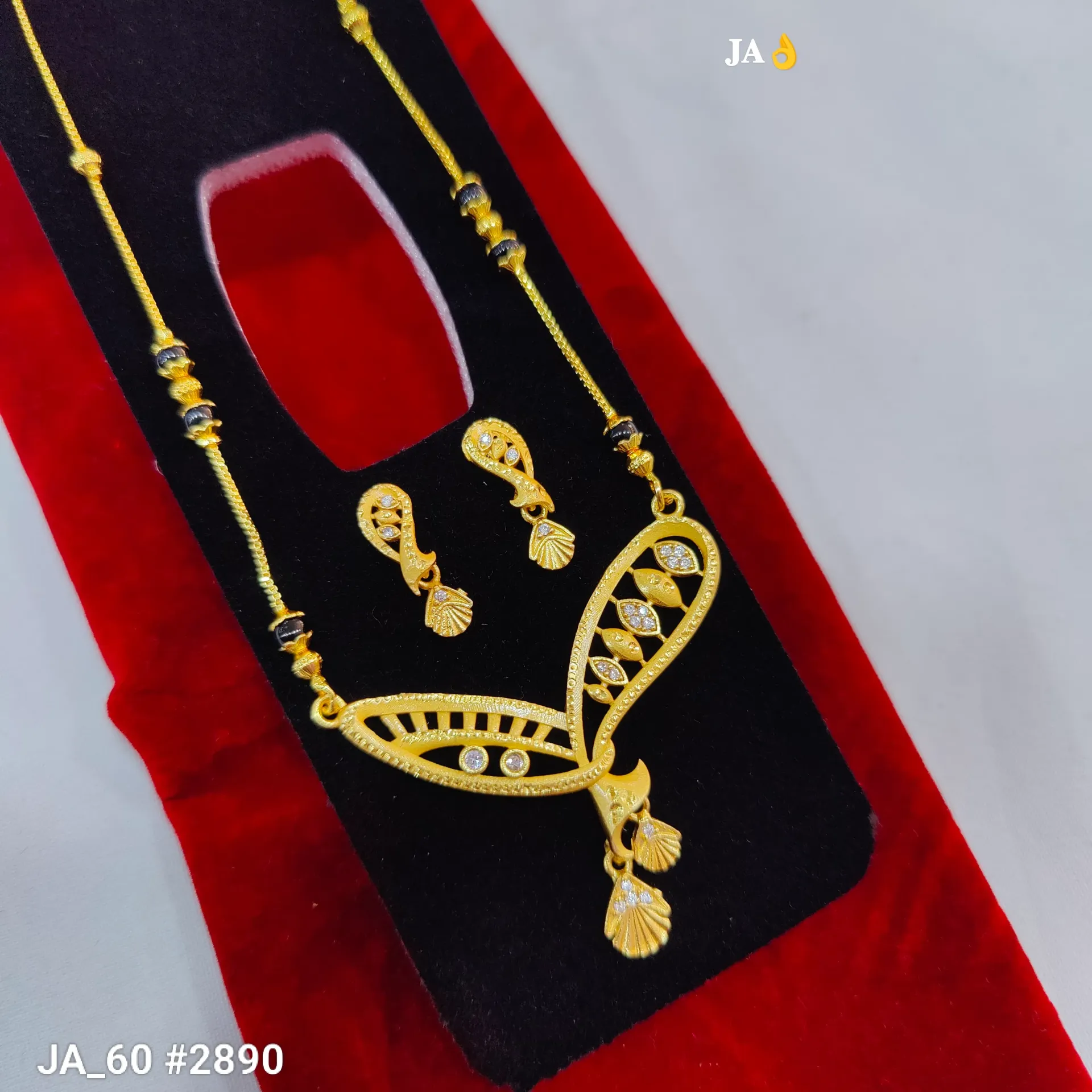 Gold Finish Designer Pendant & Earrings Set DN-2890