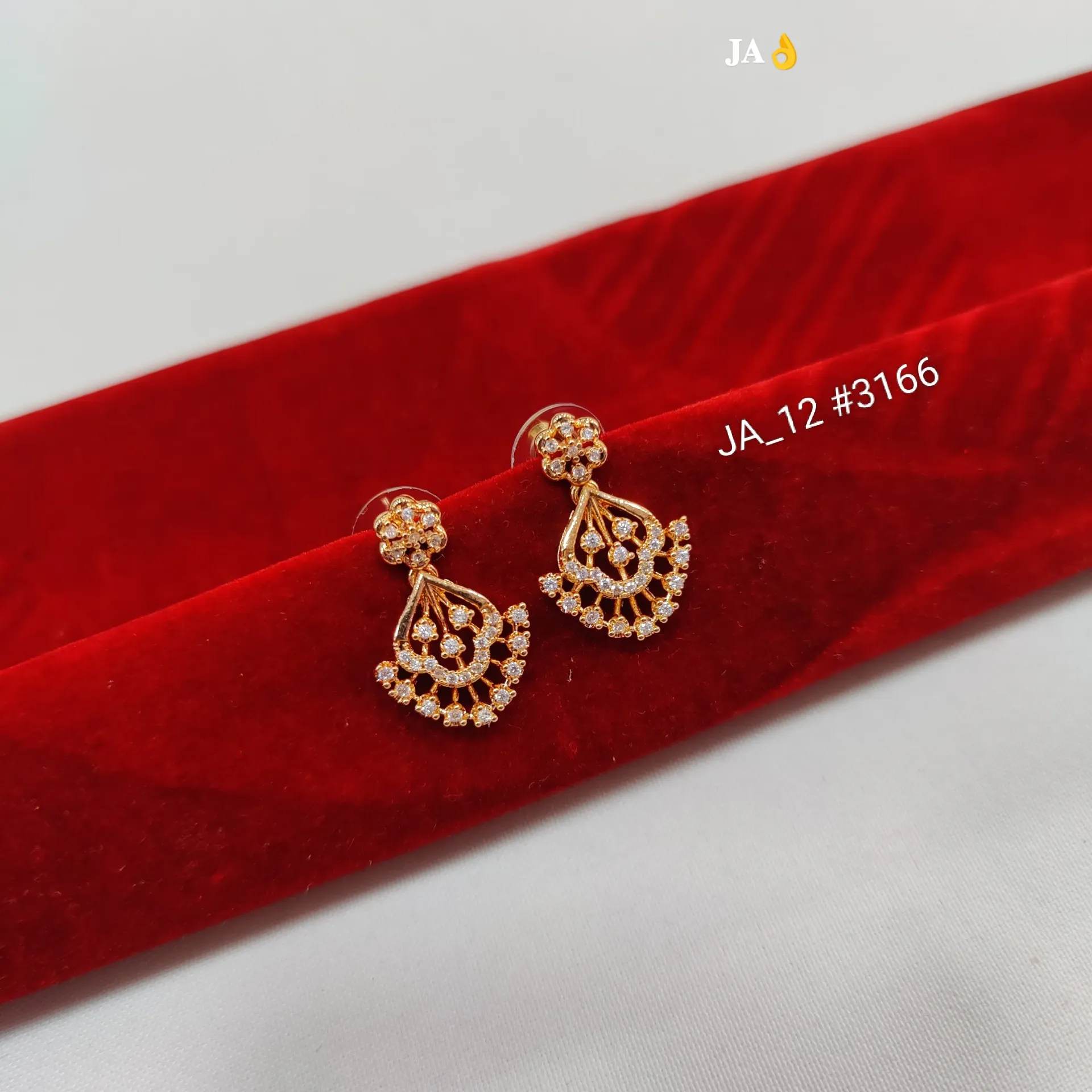 Elegant CZ Teardrop Floral Earrings DN-3166
