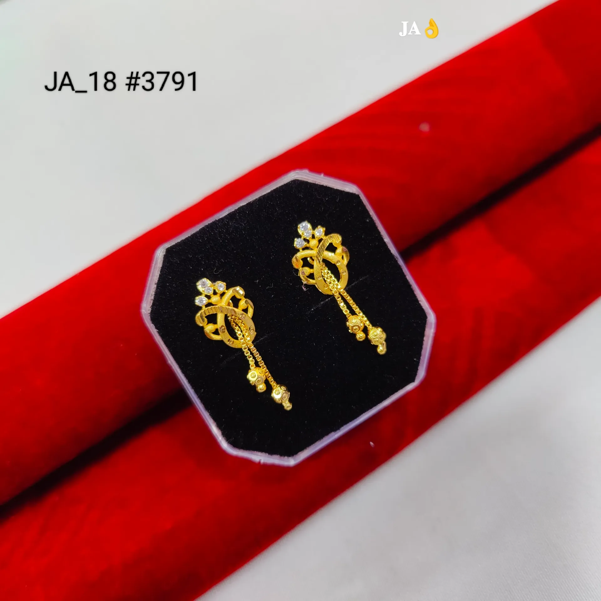 Gold Tone CZ Floral Stud Earrings DN-3791