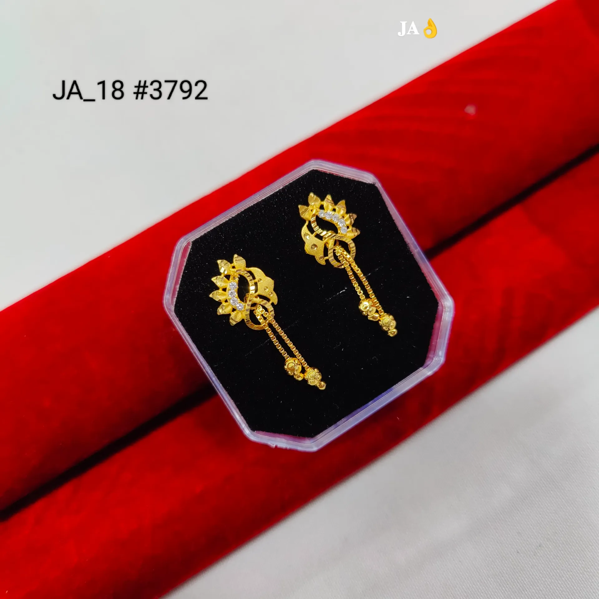 Gold Tone CZ Sunburst Stud Earrings DN-3792