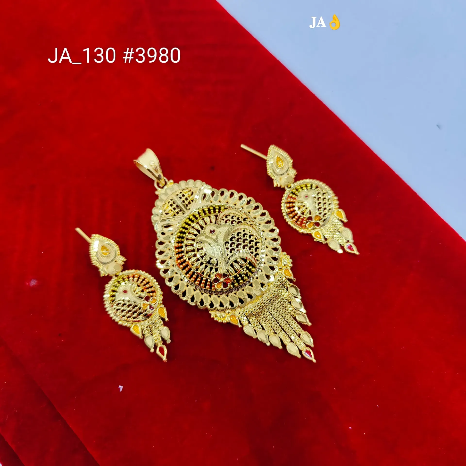 Gold Tone Peacock Designer Pendant Set for Women DN-3980