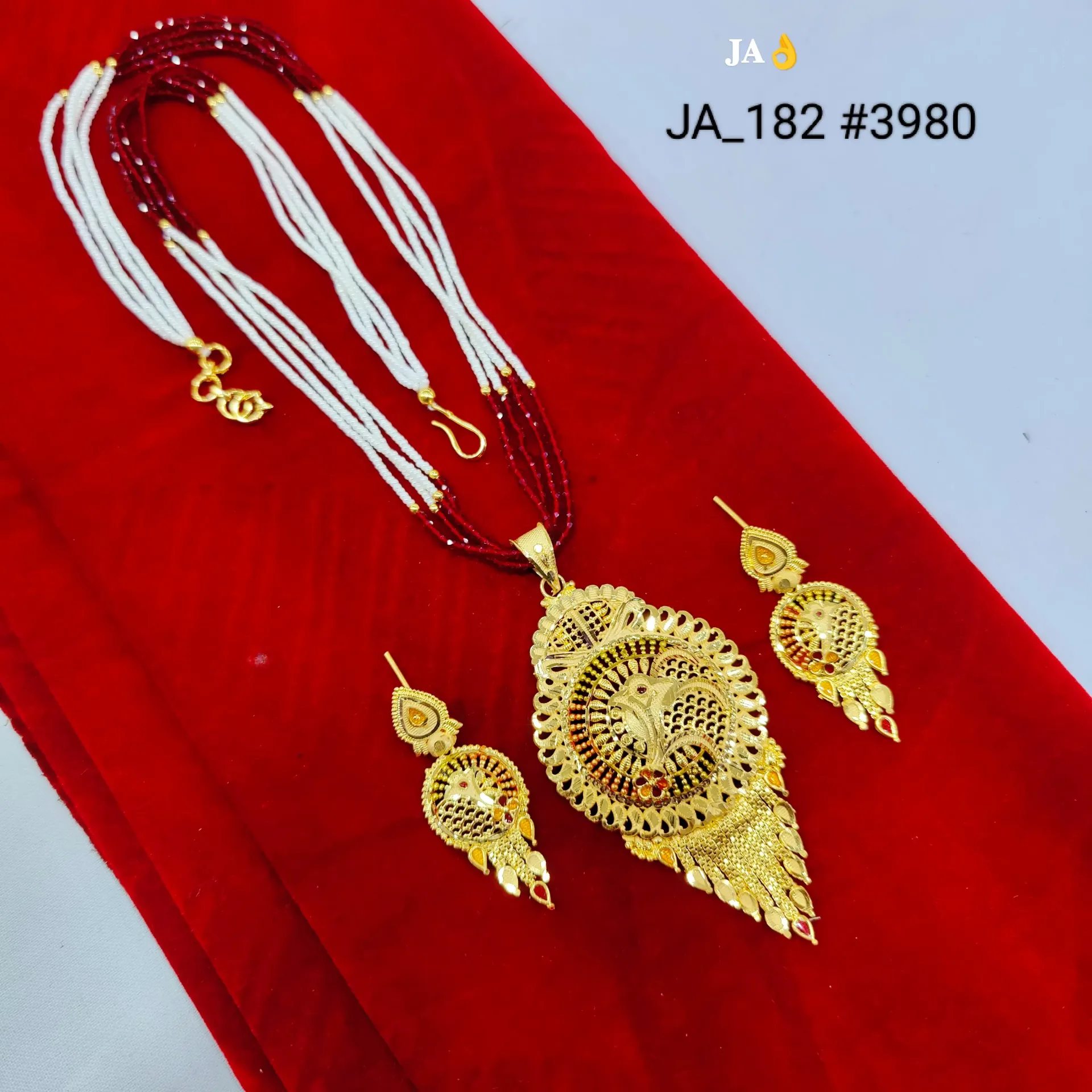 Gold Tone Traditional Peacock Pendant Necklace Set for Women  DN-3980