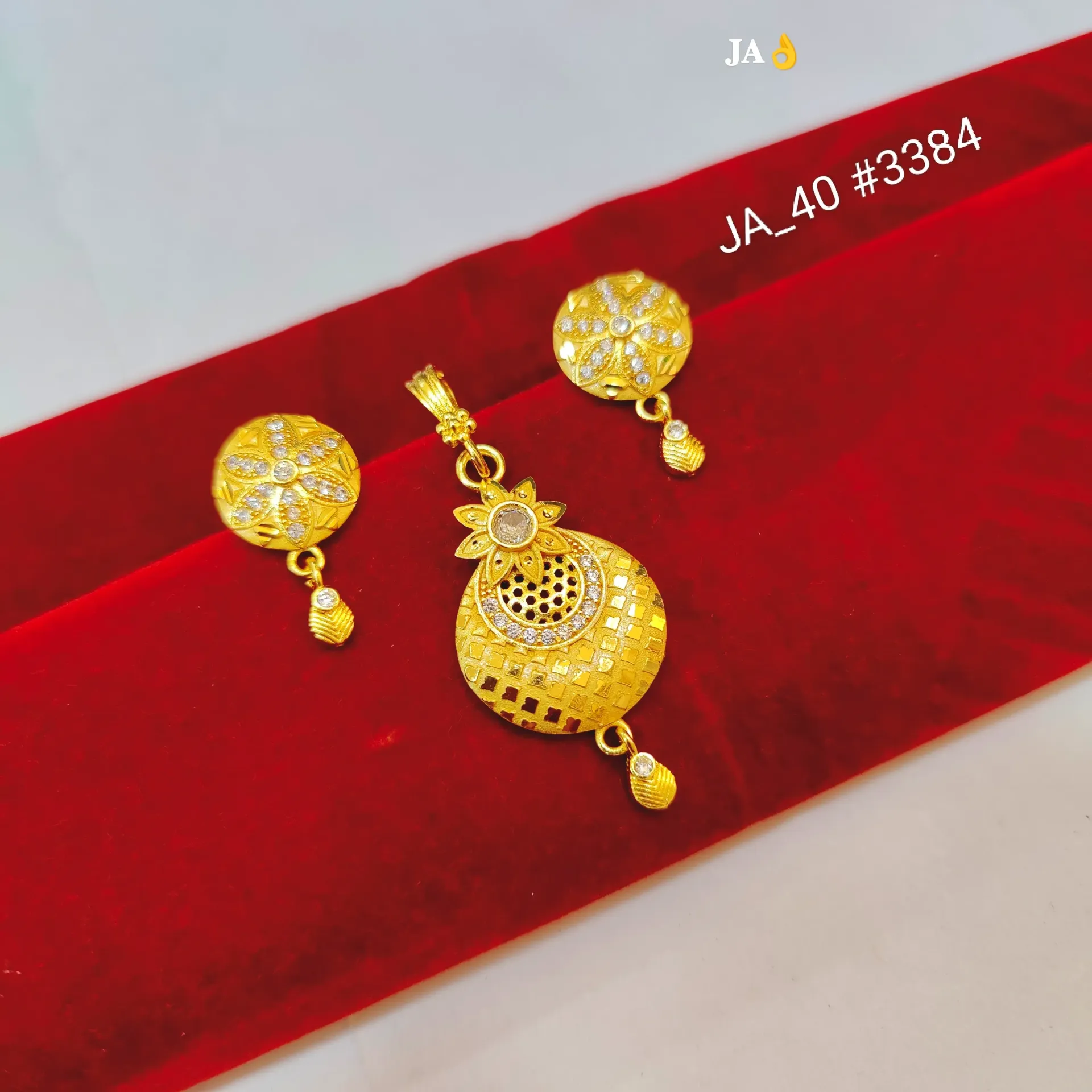 1 Gram Gold Plated Pendant Set DN-3384