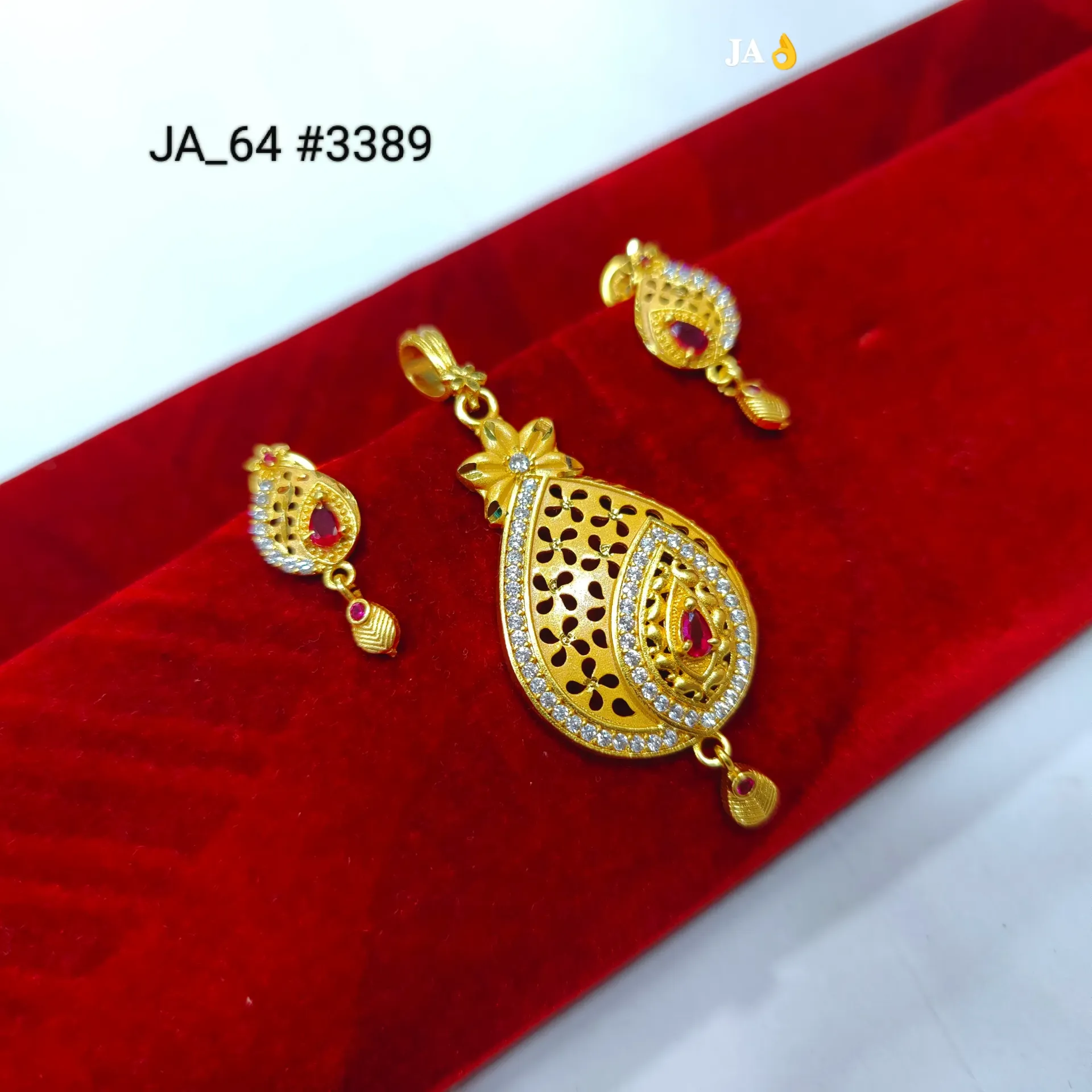 1 Gram Gold Plated Pendant Set DN-3389
