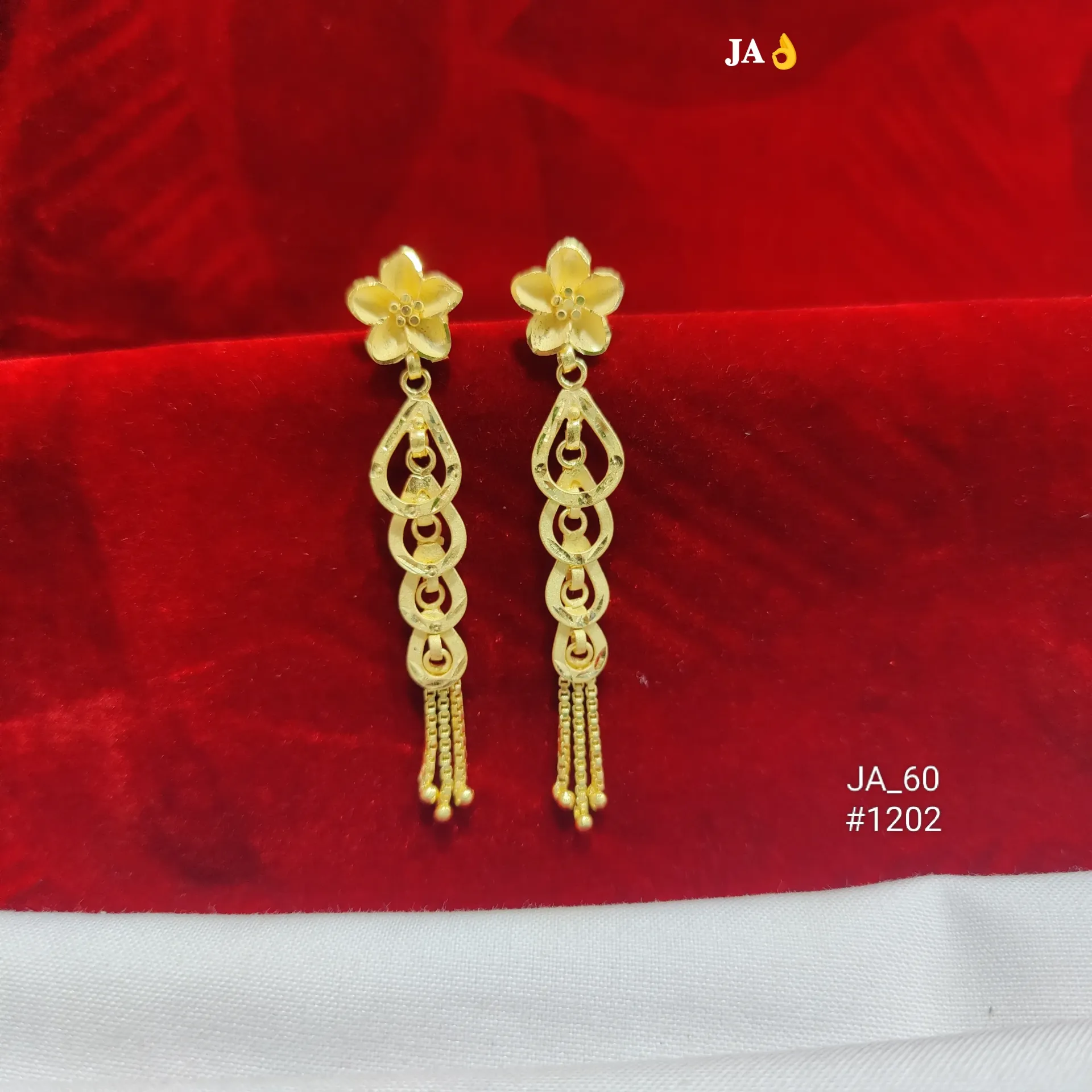 Gold Floral Tassel Drop Earrings DN-1202
