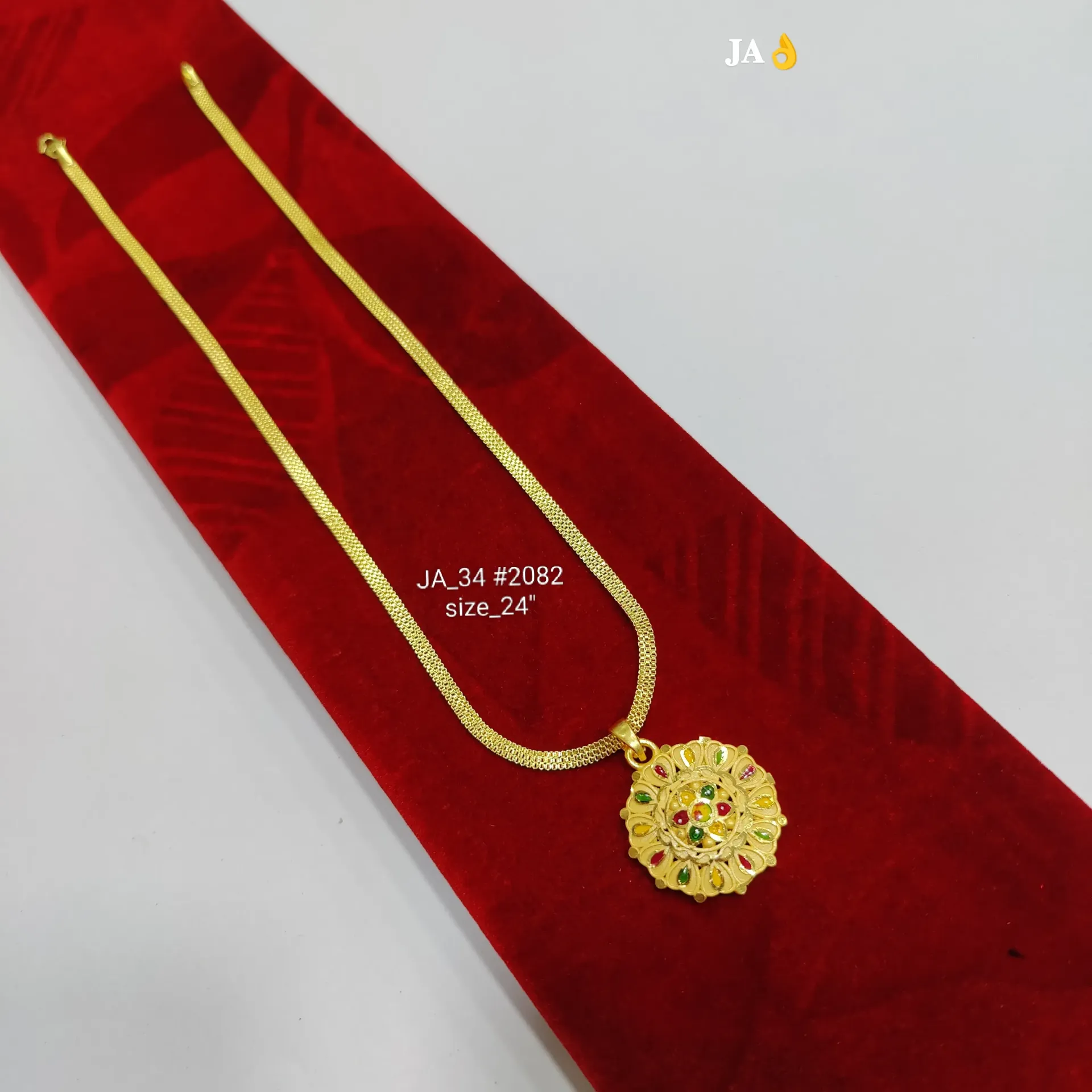 Gold Plated Floral Enamel Pendant Chain DN-2082