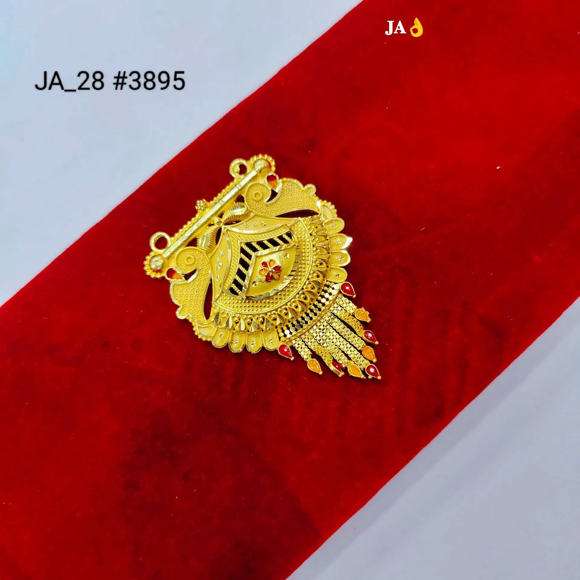 Gold Plated Traditional Pendant DN-3895