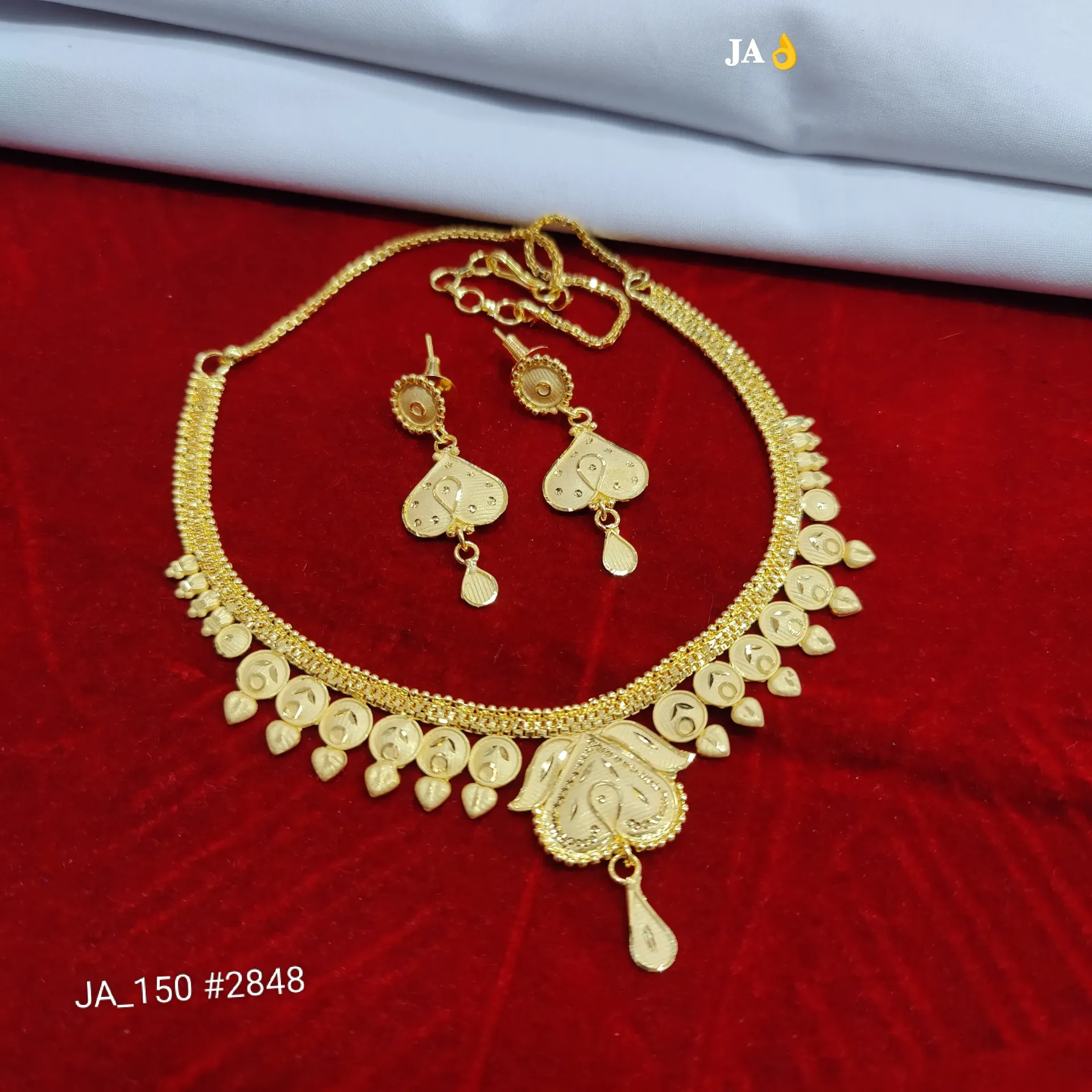 Gold Plated Heart Designer Necklace Set DN-2848