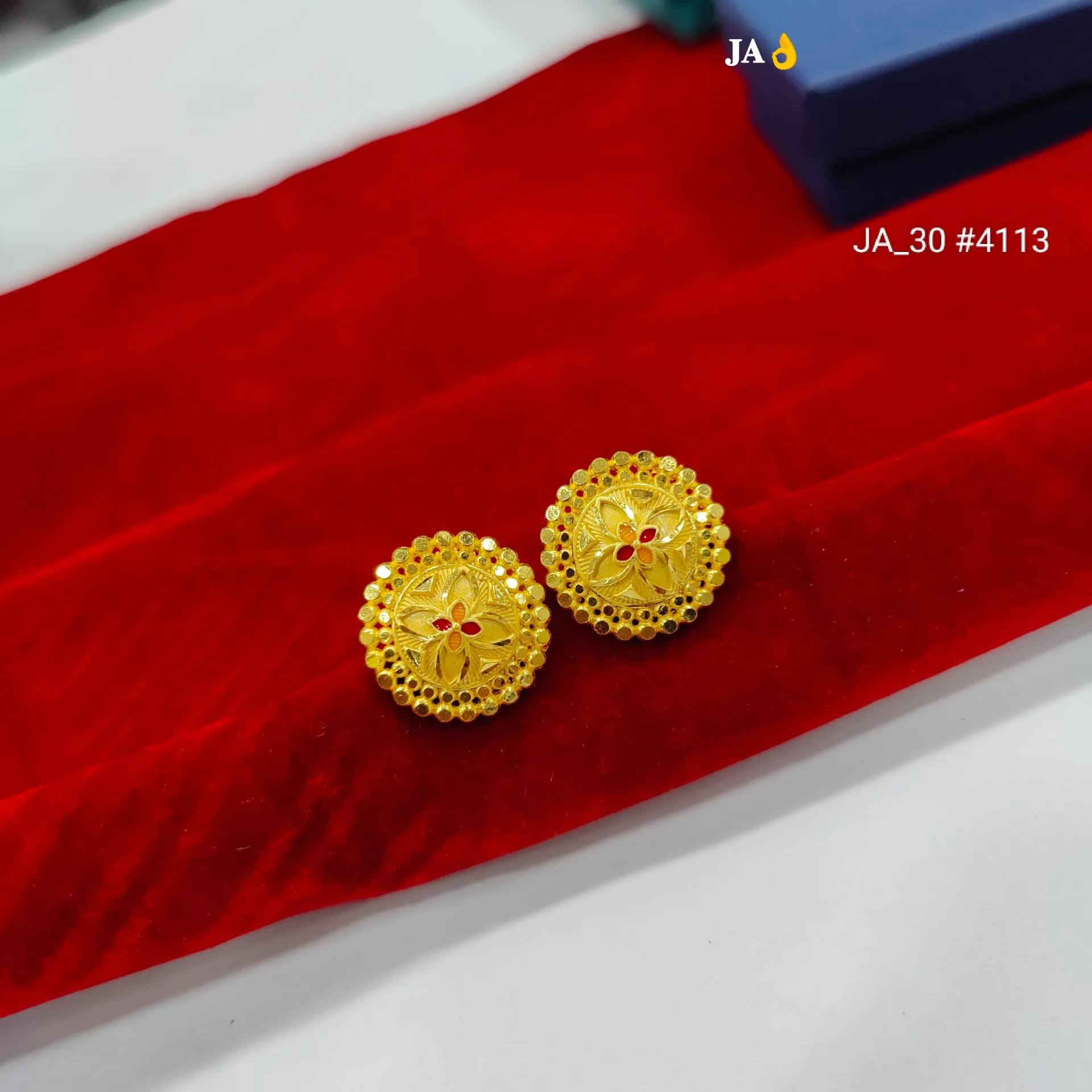 Beaded Border Gold Floral Stud Earrings DN - 4113