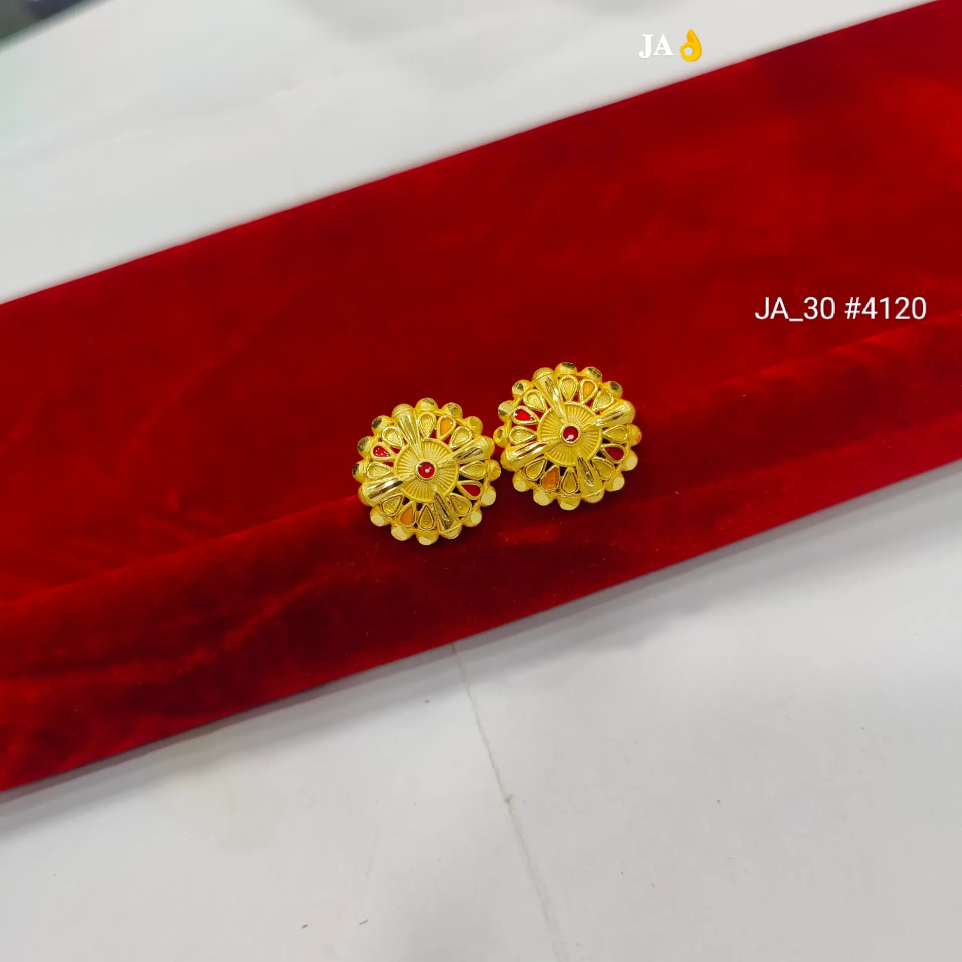 Floral Dome Gold Stud Earrings DN - 4120