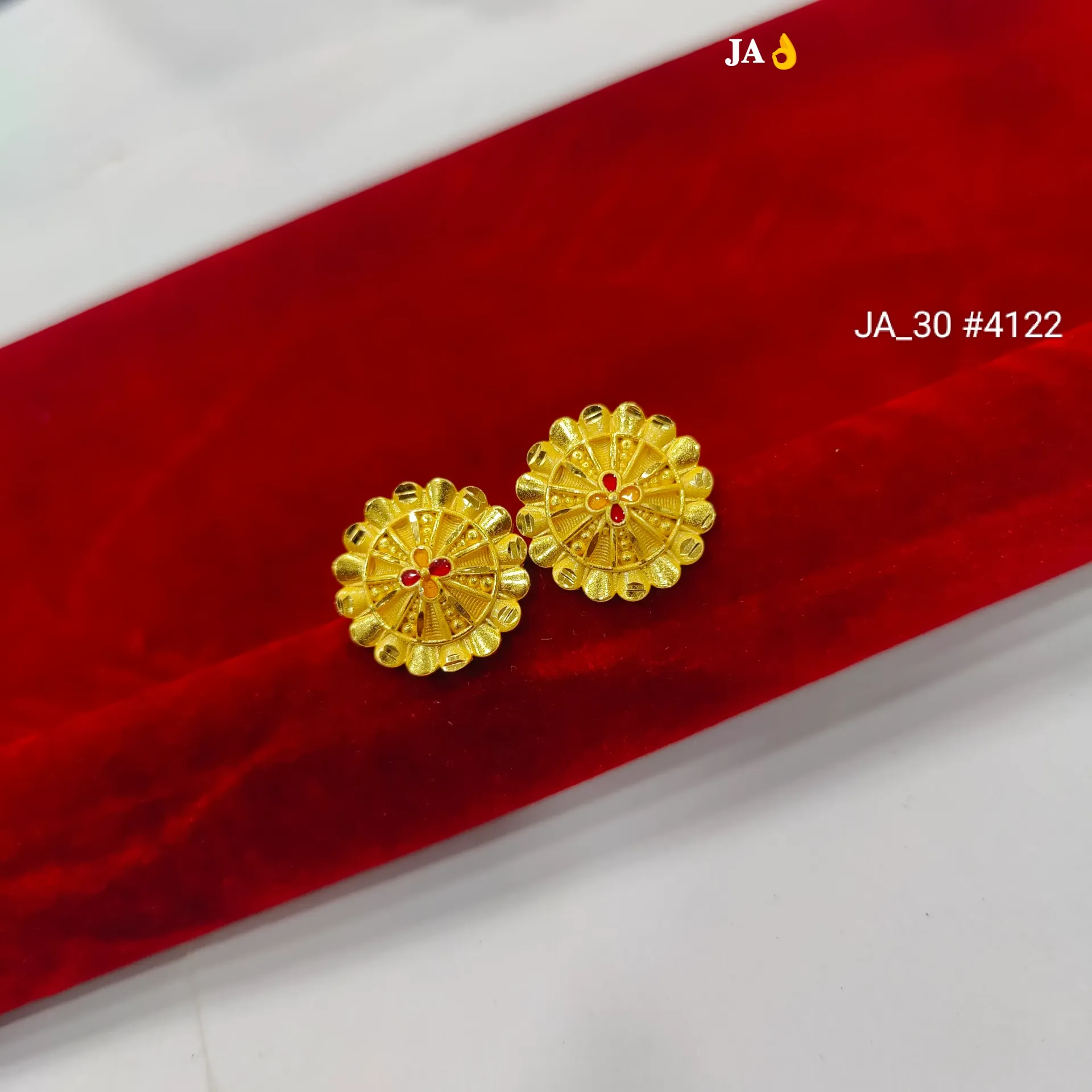 Radiant Sunburst Gold Stud Earrings with DN - 4122