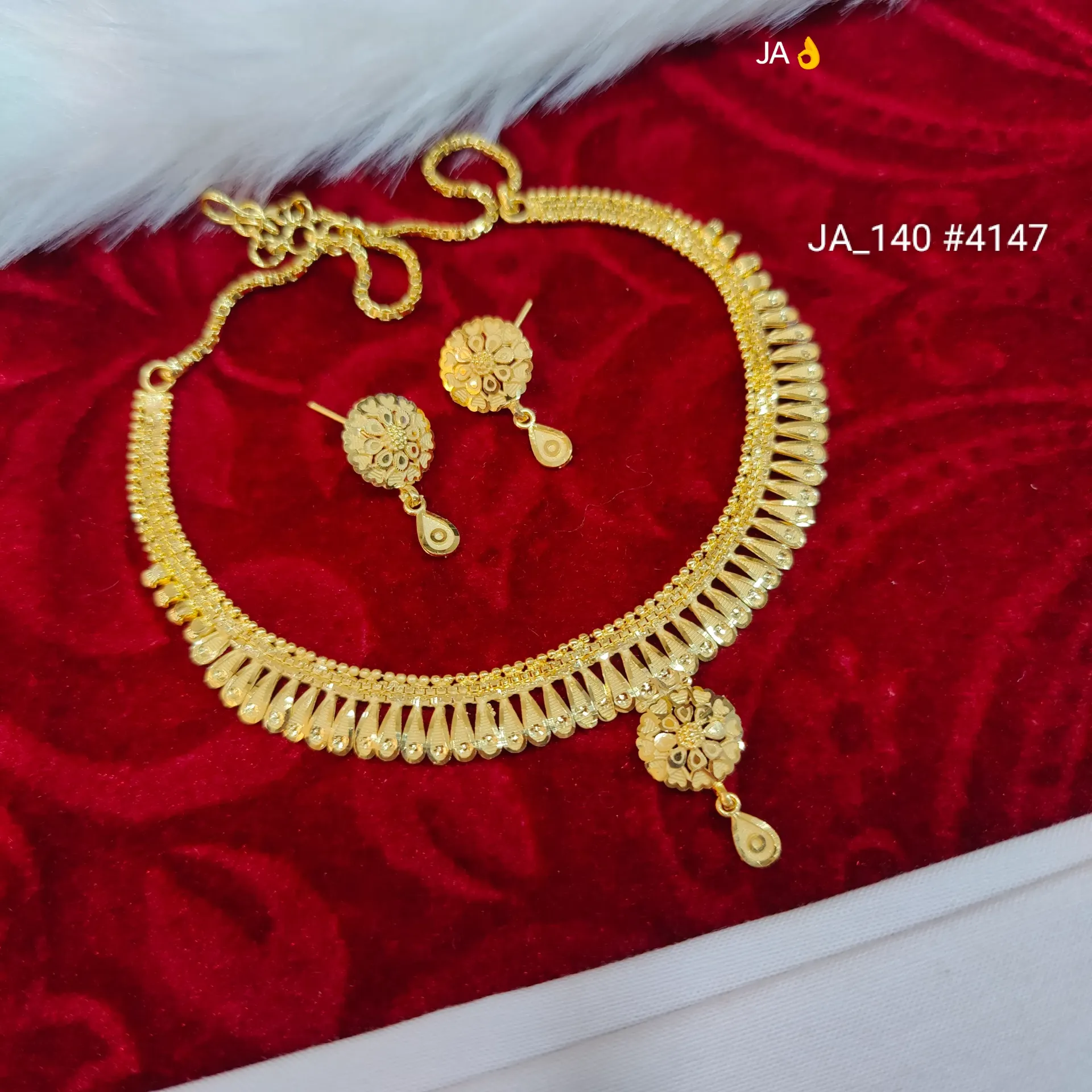 Women's 1 Gram Gold Plated Necklace Set DN-4147