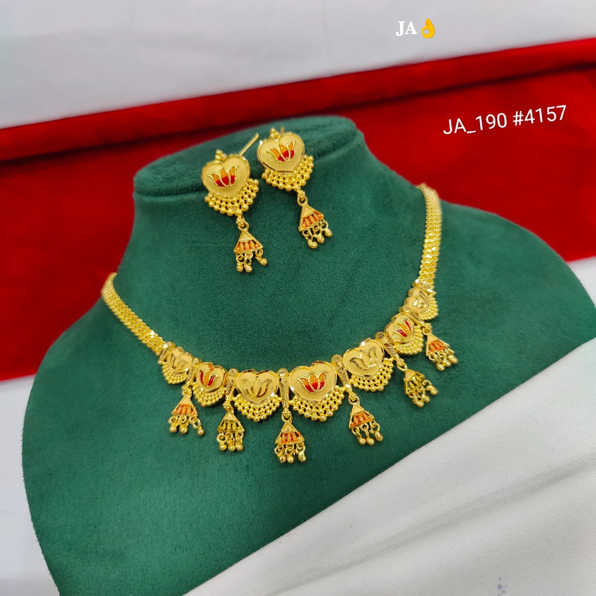 Women's 1 Gram Gold Plated Necklace Set DN-4157