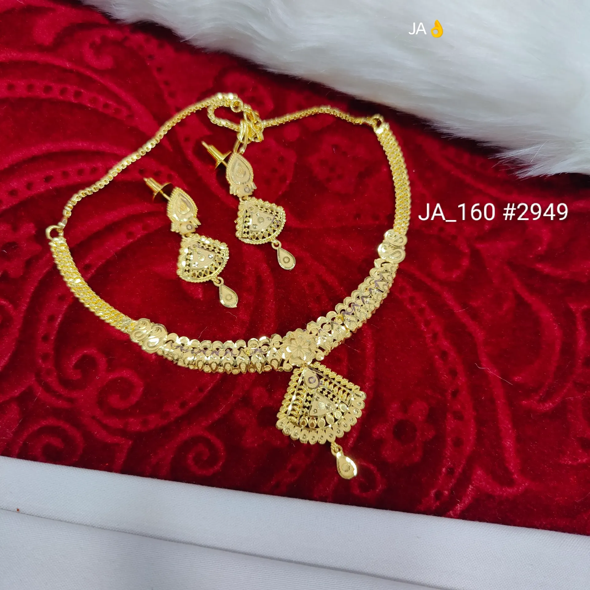 Women's 1 Gram Gold Plated Necklace Set DN-2949