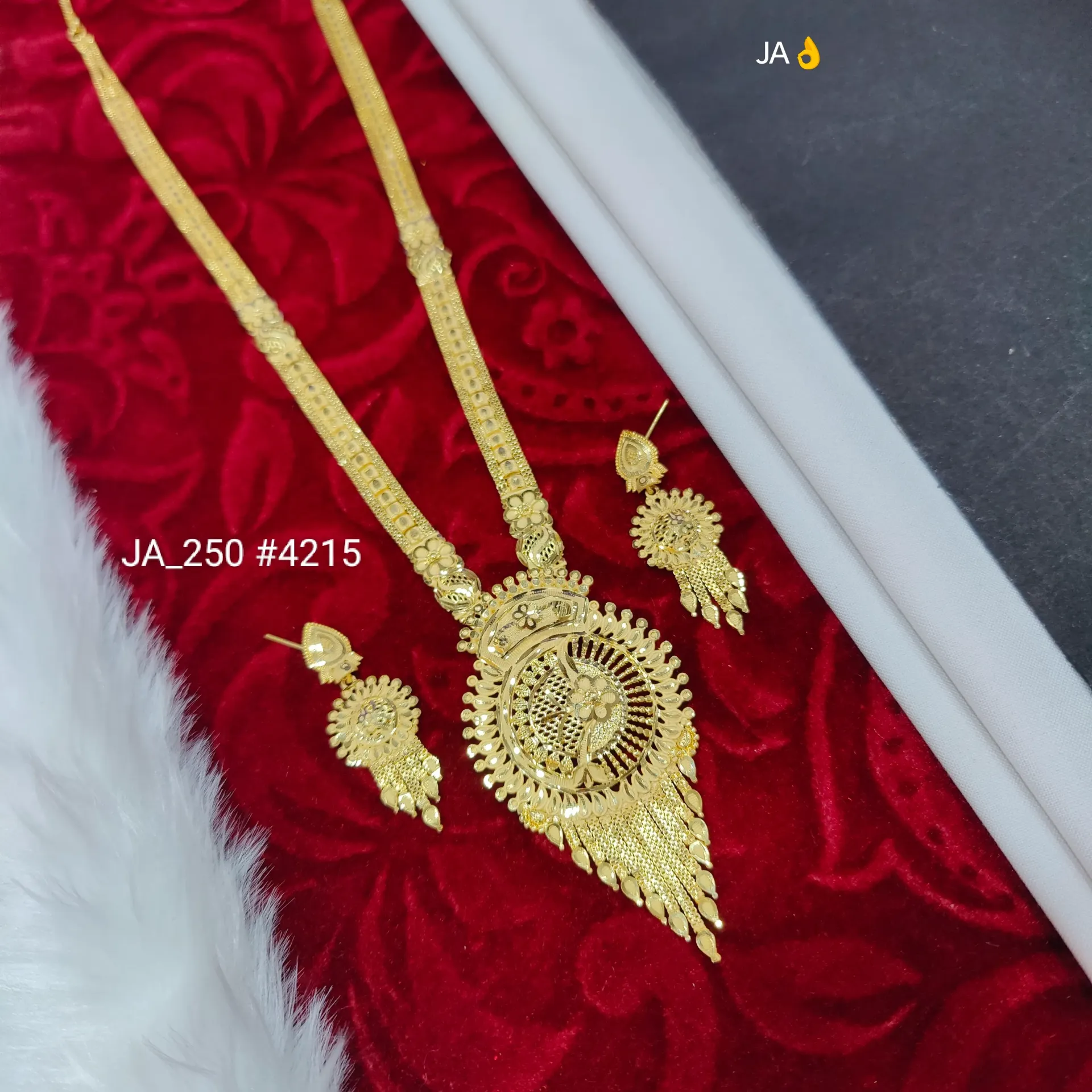 Women's 1 Gram Gold Plated  Rani Haar Set DN-4215