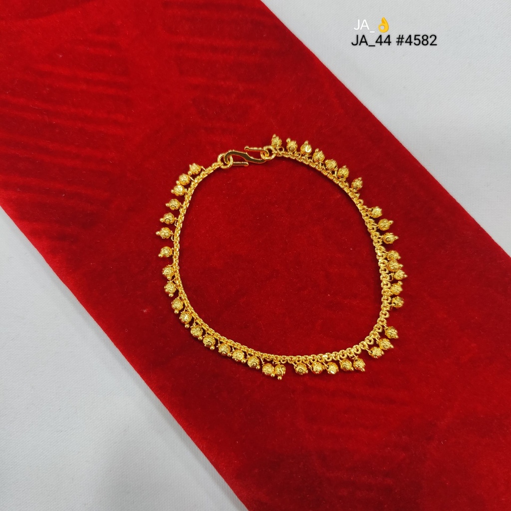 Gold Plated Floral Designer Bracelet DN-4582