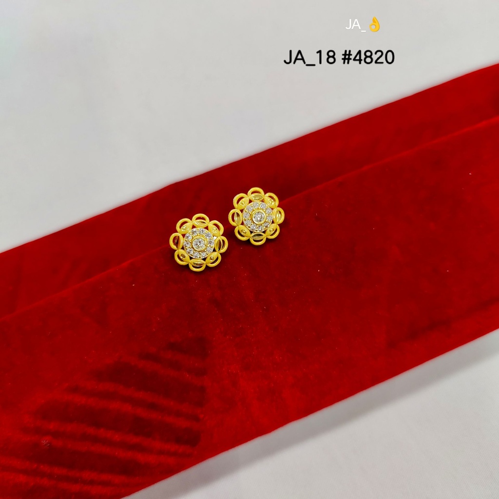 1gram Gold Plated Floral Stone Stud Earrings DN-4820