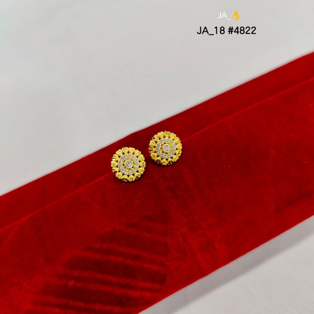 1gram Gold Plated Round Floral Stone Stud Earrings DN-4822