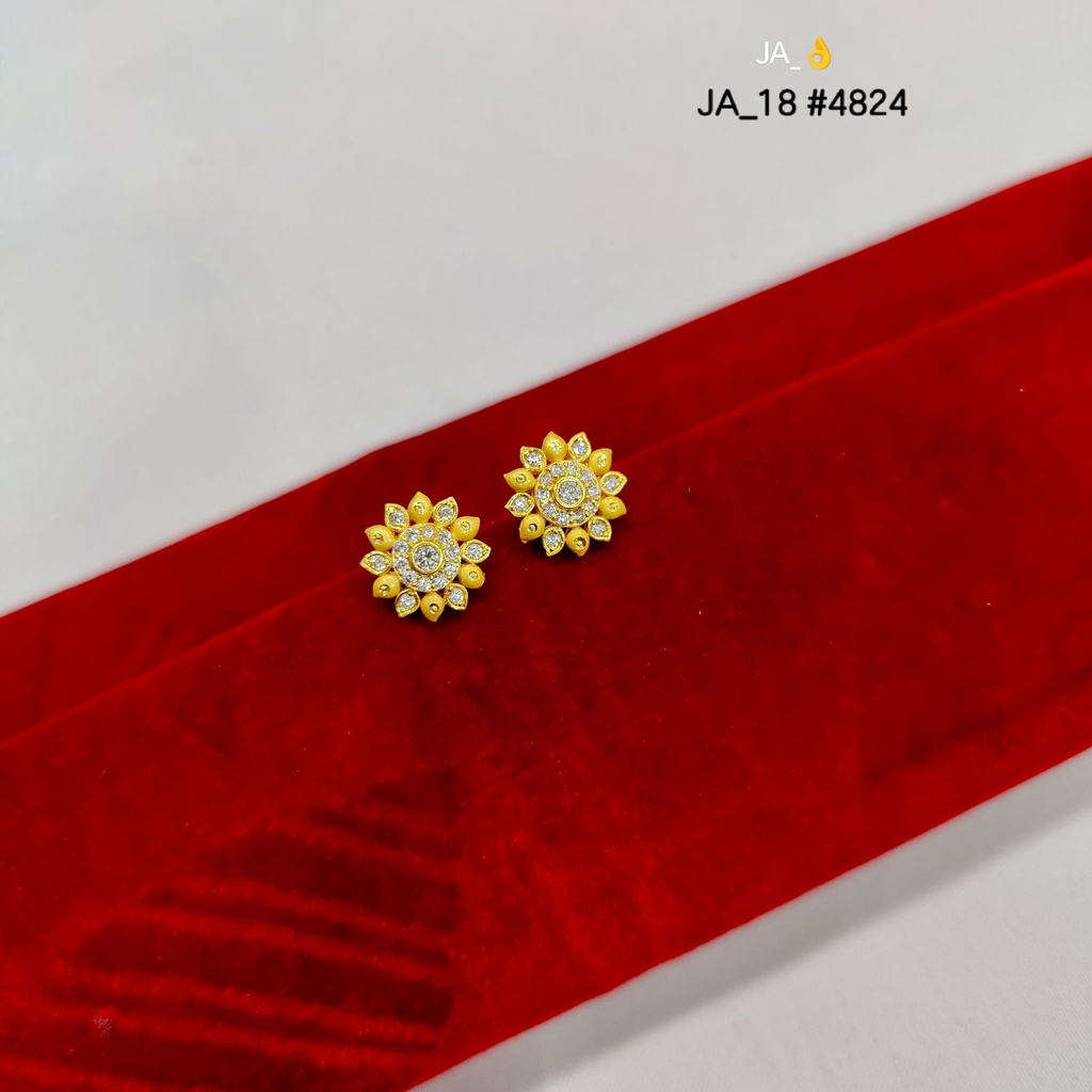 s1gram Gold Plated Floral Stone Stud Earrings DN-4824