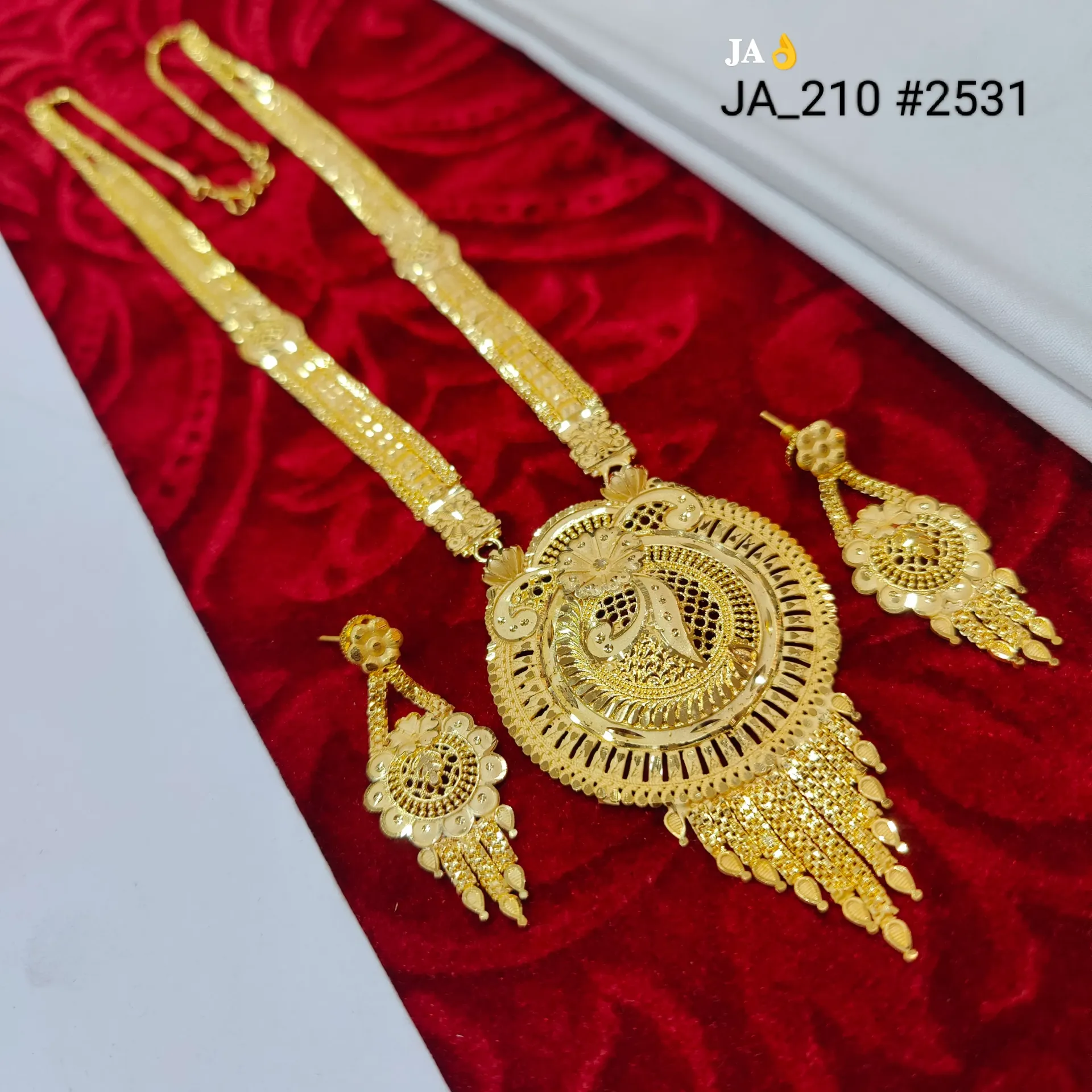 1 Gram Gold Plated Peacock Floral Traditional Necklace Set DN-2531