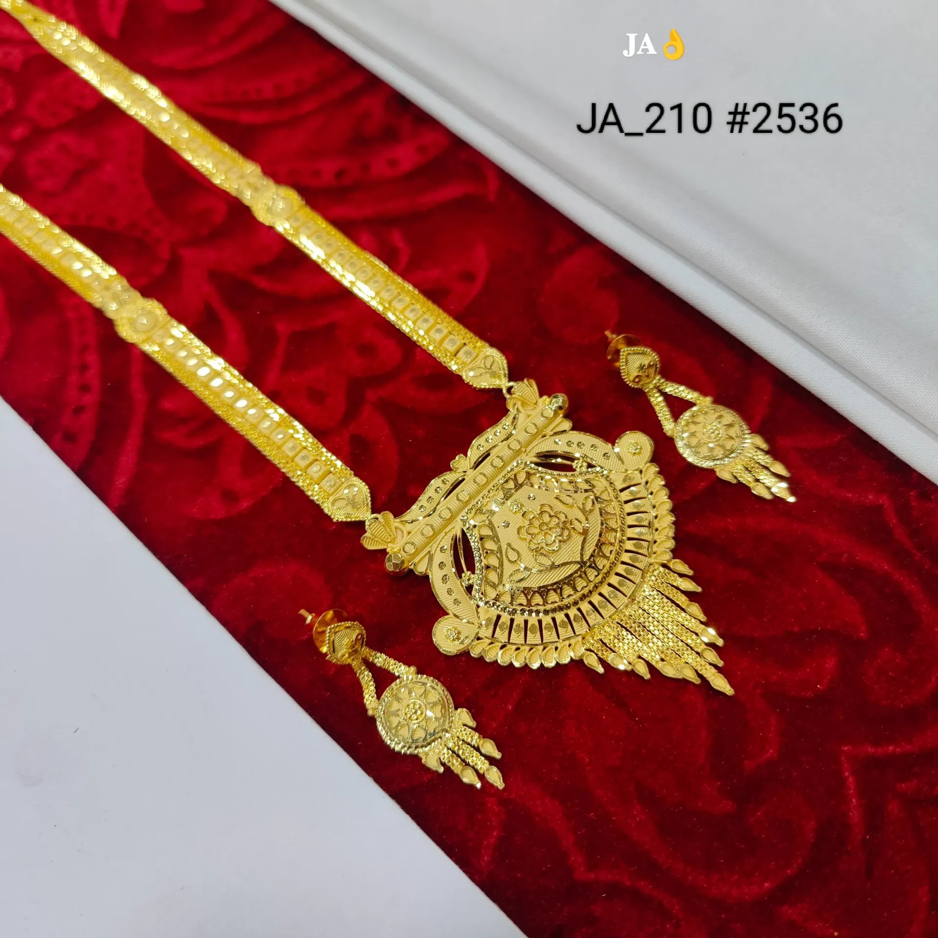 Traditional Gold Finish Designer Pendant Necklace Set with Tassel Earrings DN-2536