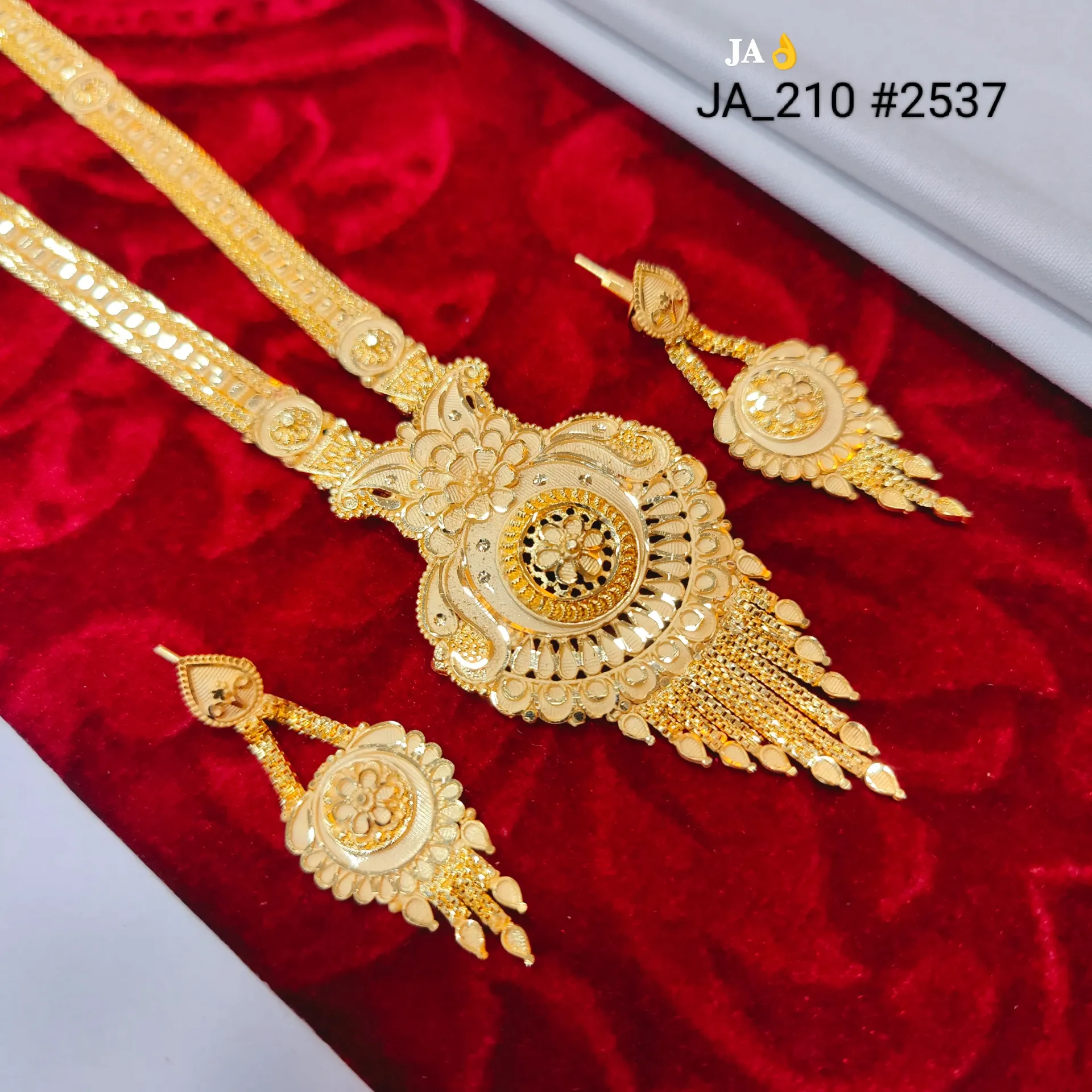 ✨ Product Title Traditional Gold Finish Floral Pendant Necklace Set with Tassel Earrings DN-2537