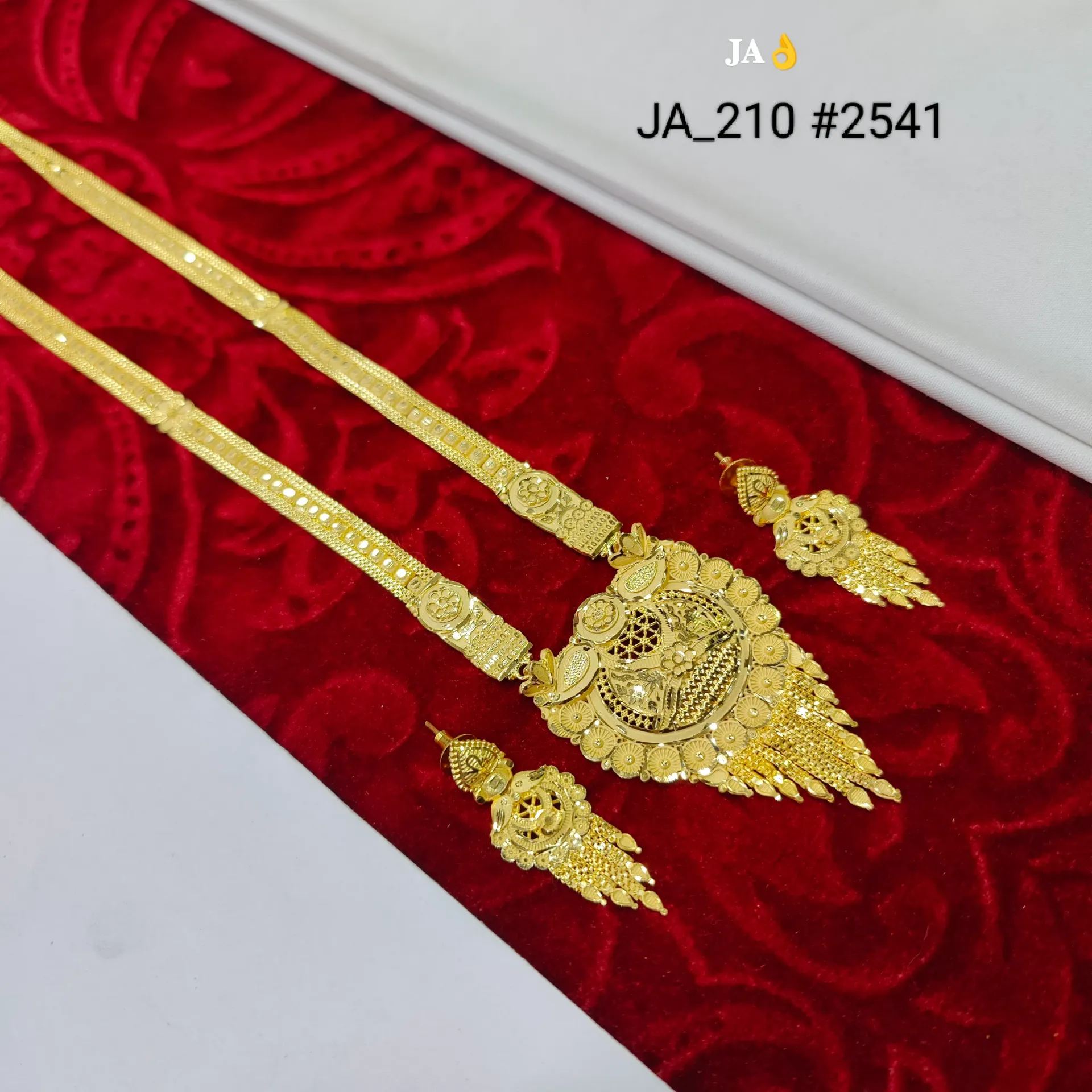 Traditional Gold Finish Floral Cutwork Pendant Necklace Set with Tassel Earrings DN-2541