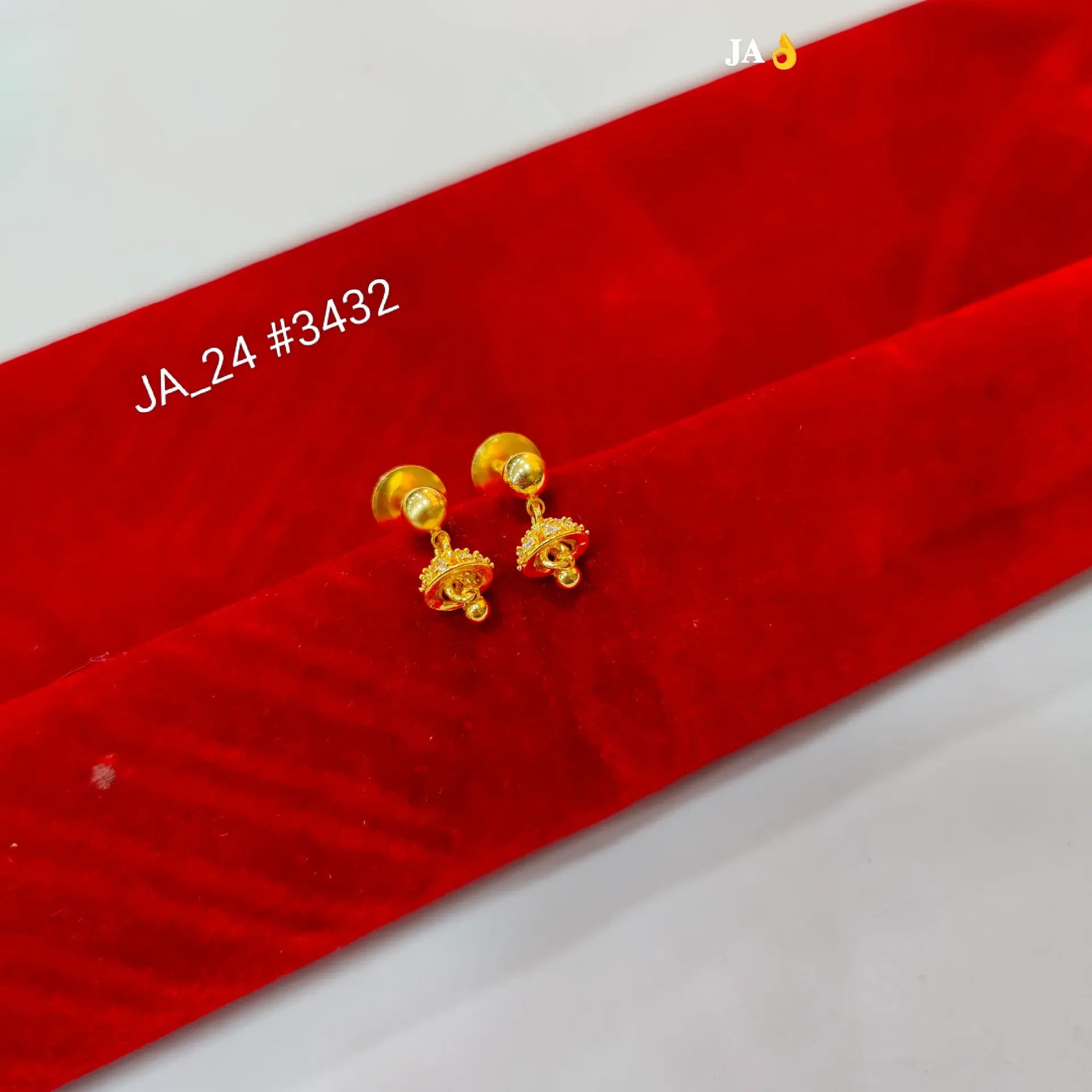 Traditional Mini Jhumki Tops Gold Earrings DN-3432