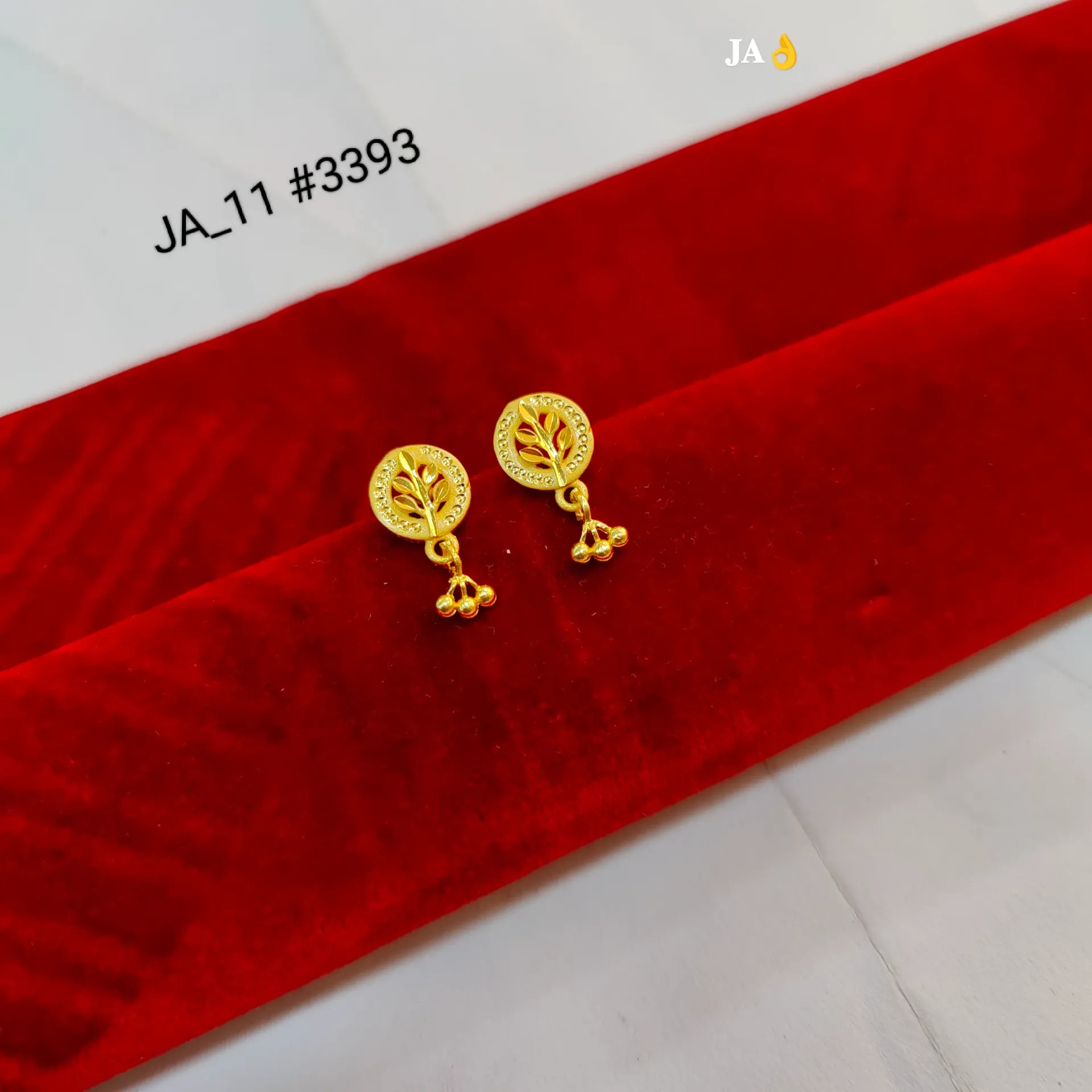 Traditional Gold Drop Earrings DN-3393