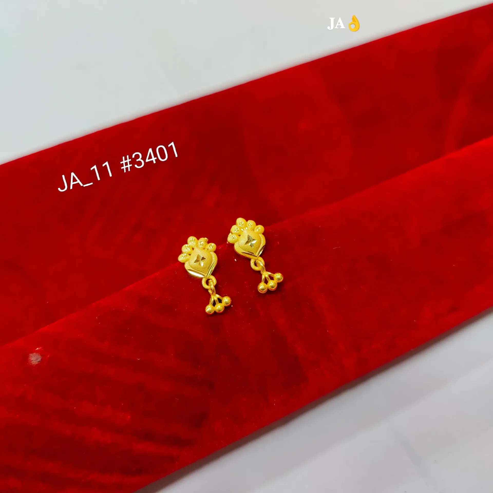 Traditional Floral Heart Gold Drop Earrings DN-3401