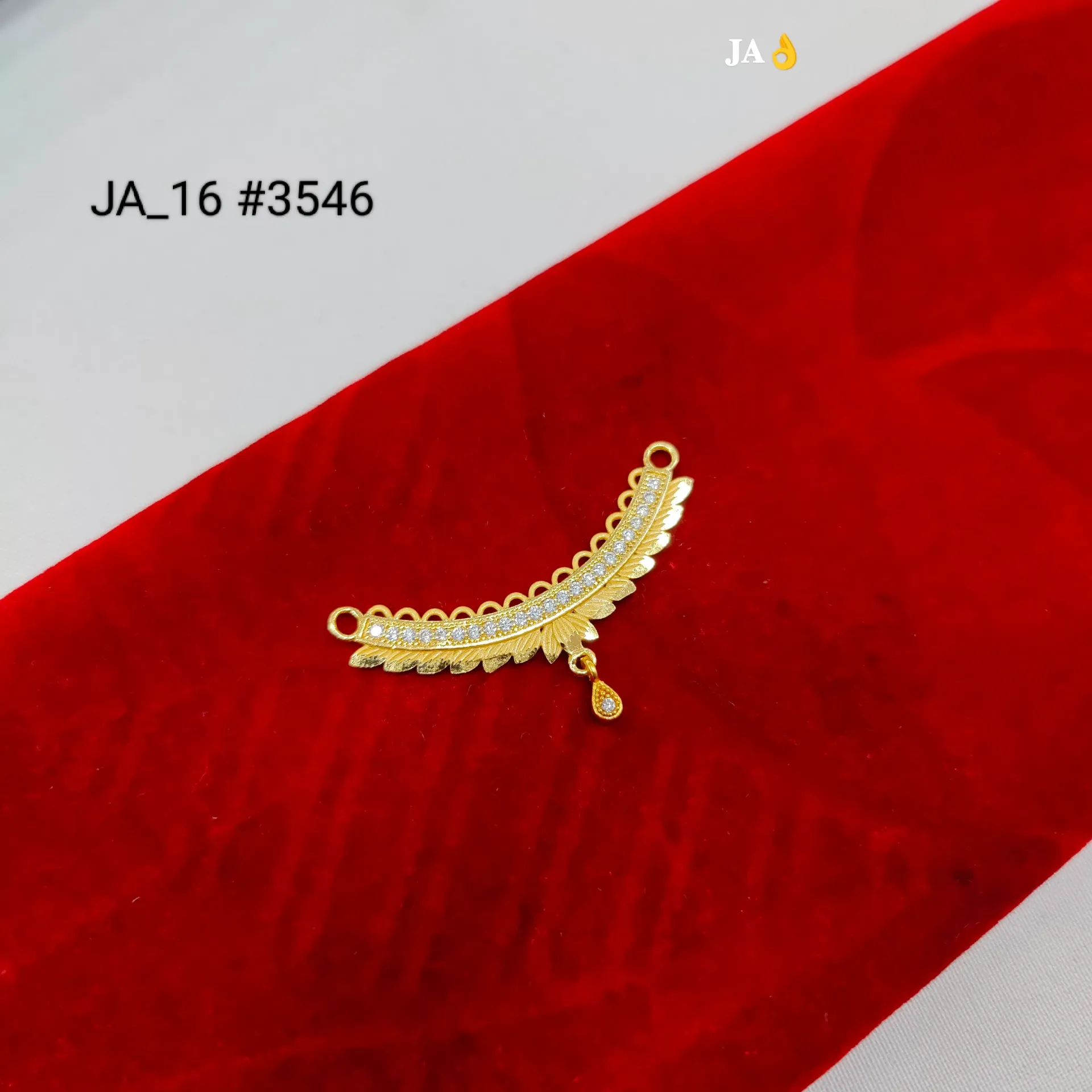 Royal Feather Curve Gold Nath Pendant DN-3546