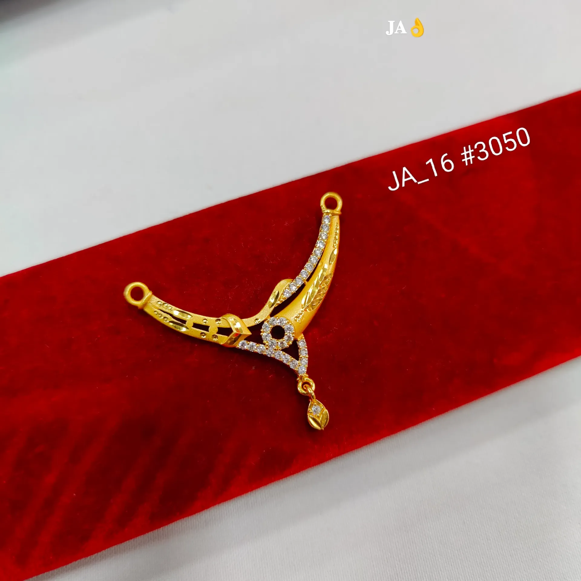 1 Gram Gold Plated Traditional Stone Pendant Connector Charm DN-3050