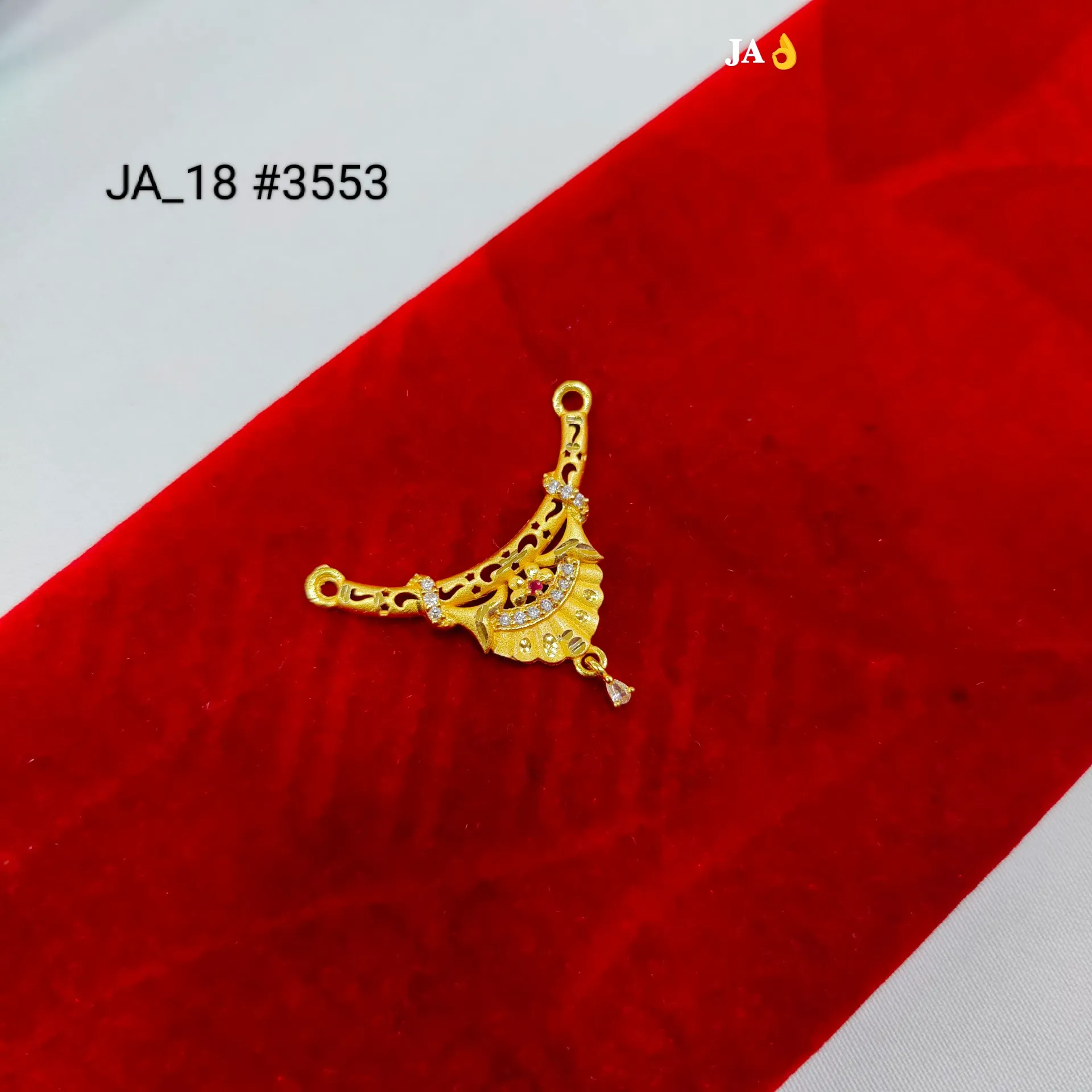 Royal Gold Pendant with Stone Detailing DN-3553