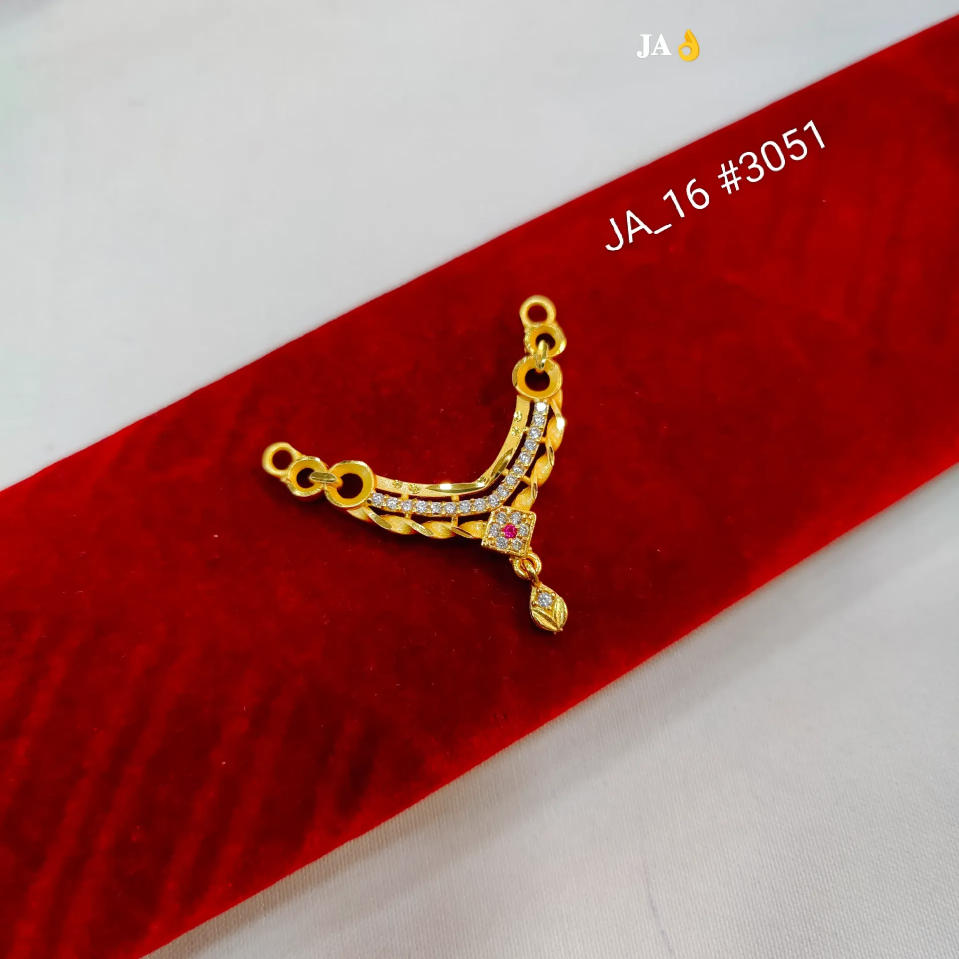 1 Gram Gold Plated Traditional Stone Pendant Connector Charm DN-3051