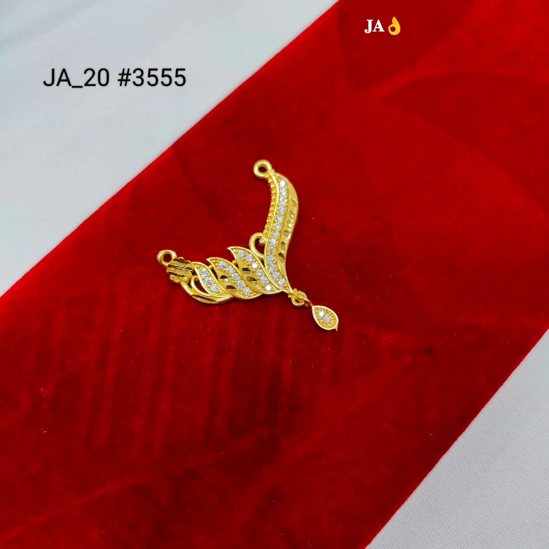 Elegant Leaf Vine Gold Nath Pendant with Stone Detailing DN-3555